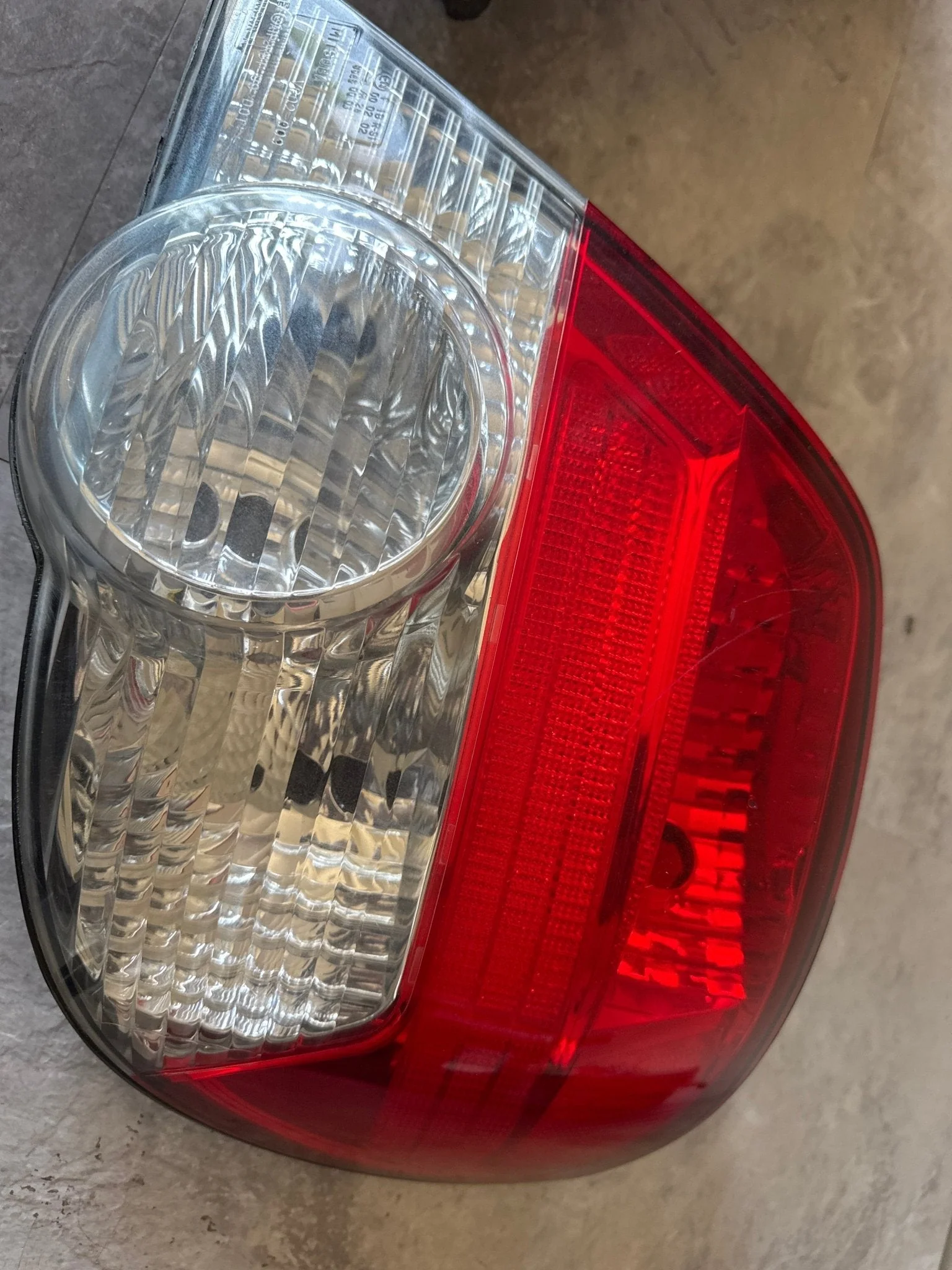 2004-2005 Subaru Impreza WRX JDM OEM Wagon Tail Light A2 - Image 2