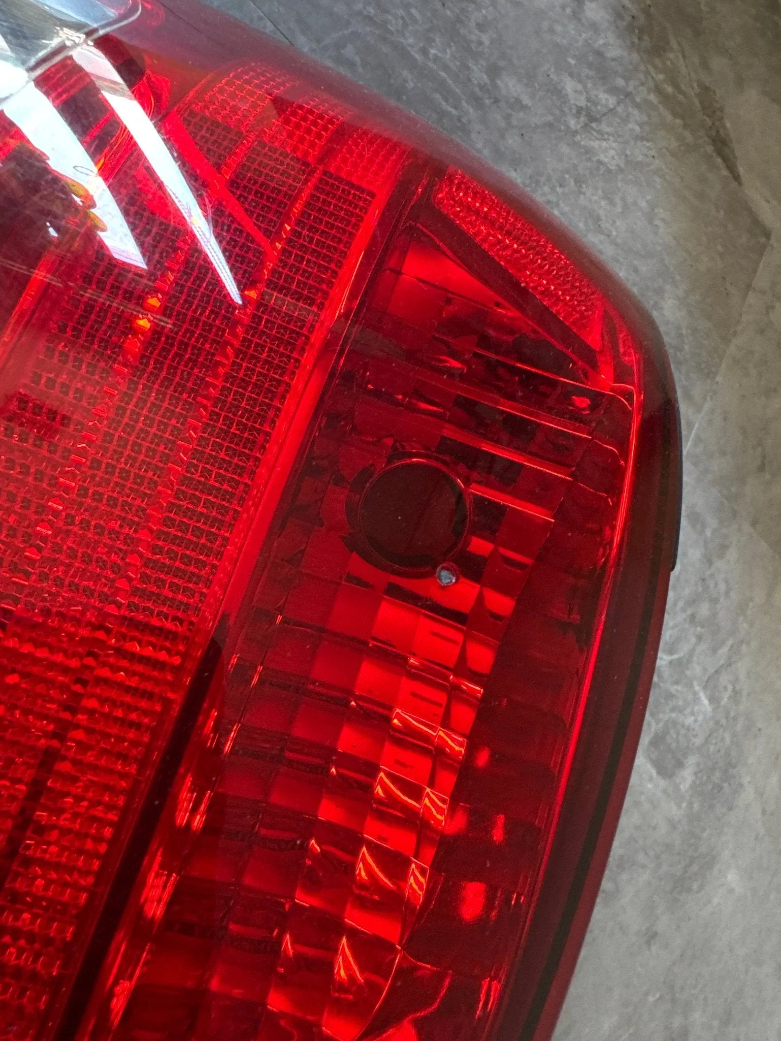 2004-2005 Subaru Impreza WRX JDM OEM Wagon Tail Light A2 - Image 6