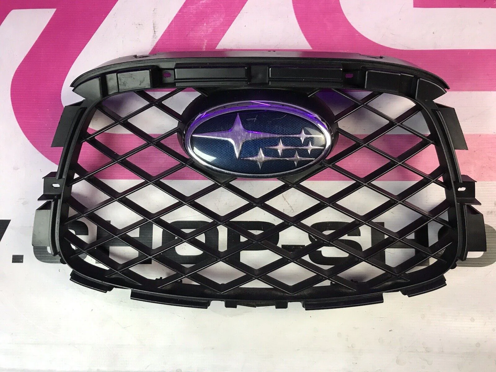 2006-2007 Subaru Impreza WRX STi OEM Center Grille Piece W/emblem