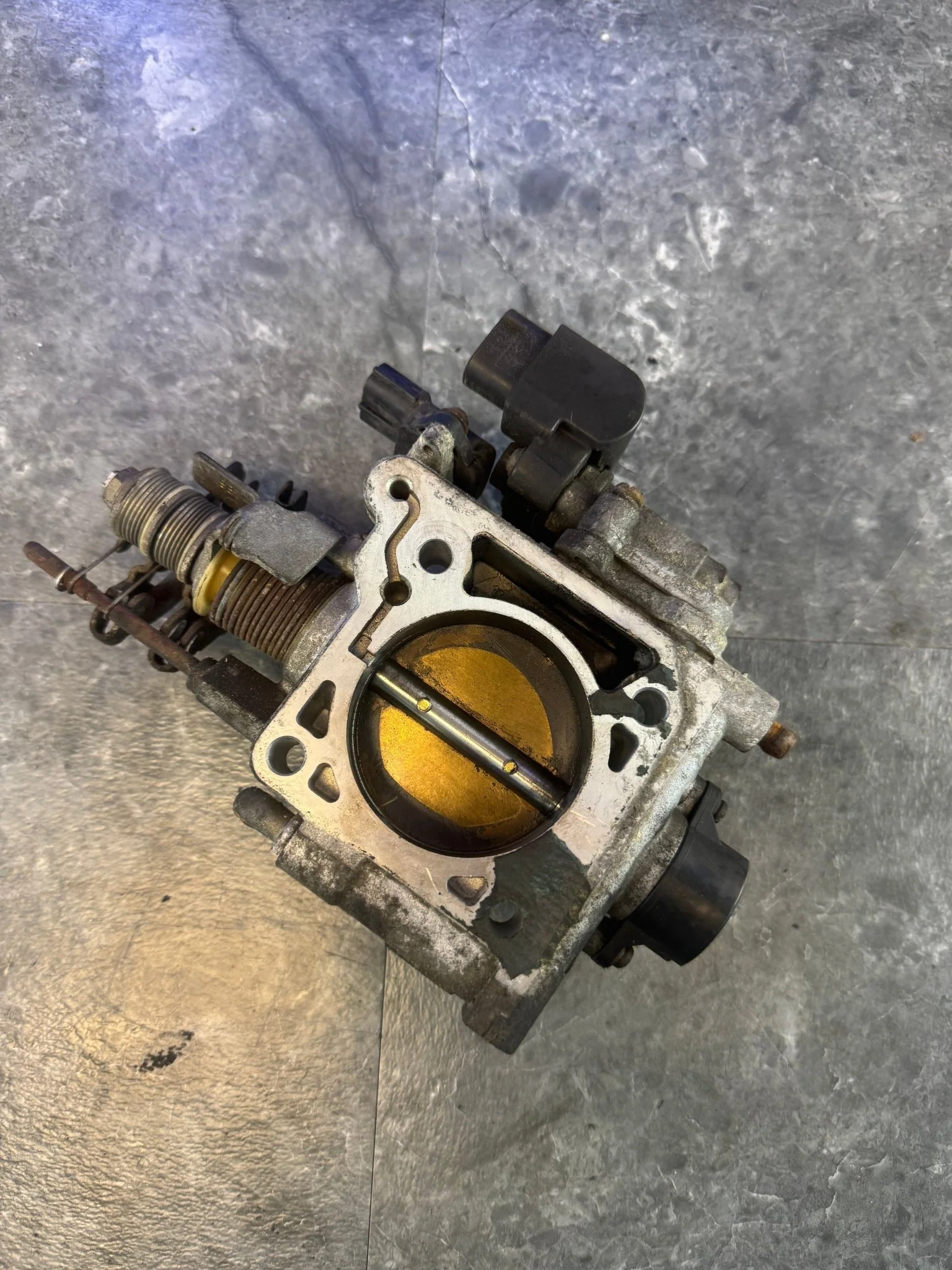 2002-2005 Subaru Impreza WRX Throttle OEM Body Assembly Y3 - Image 3
