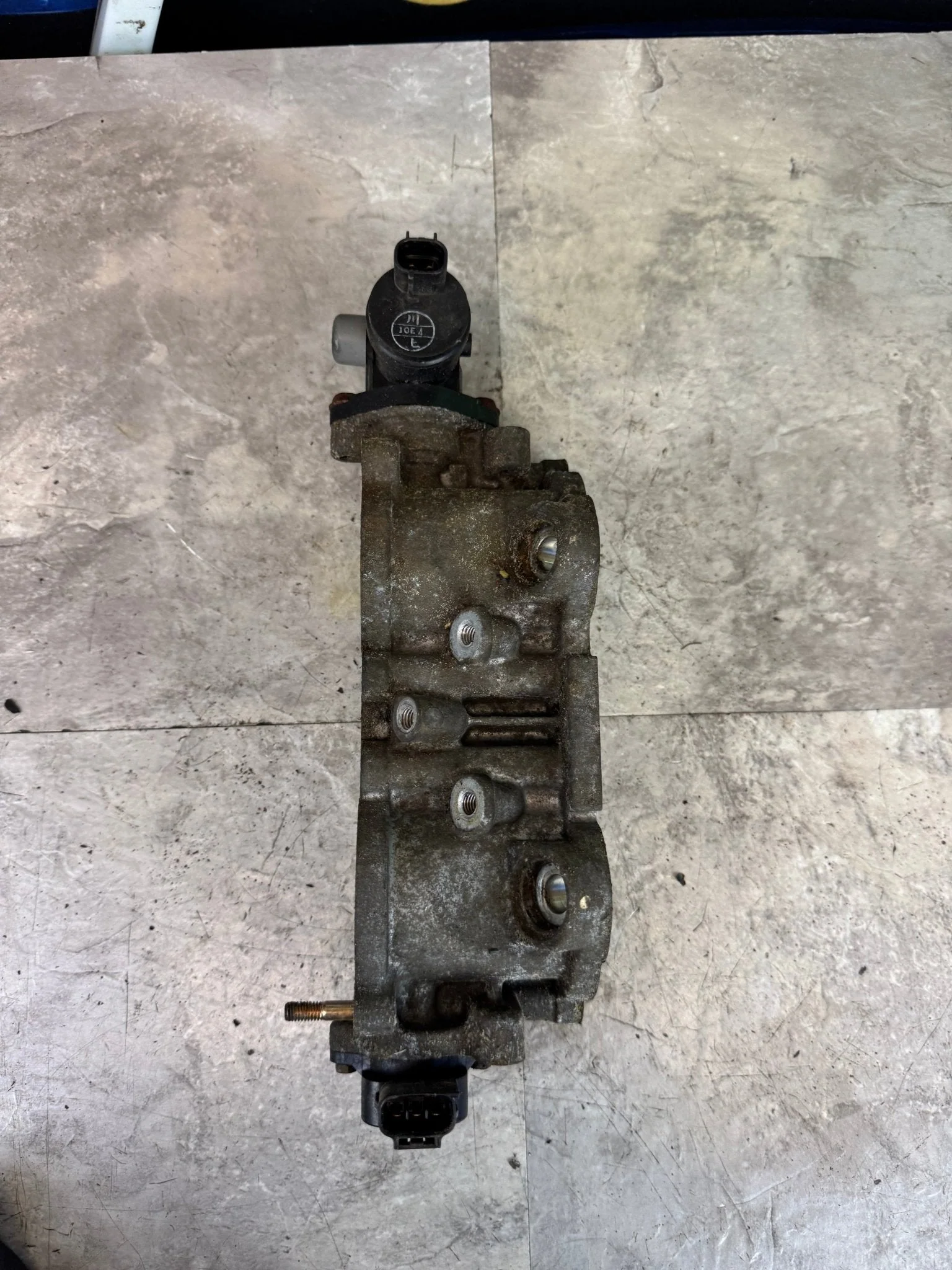2002-2007 Subaru Impreza WRX STi Engine OEM Intake Manifold TGV C2 - Image 3
