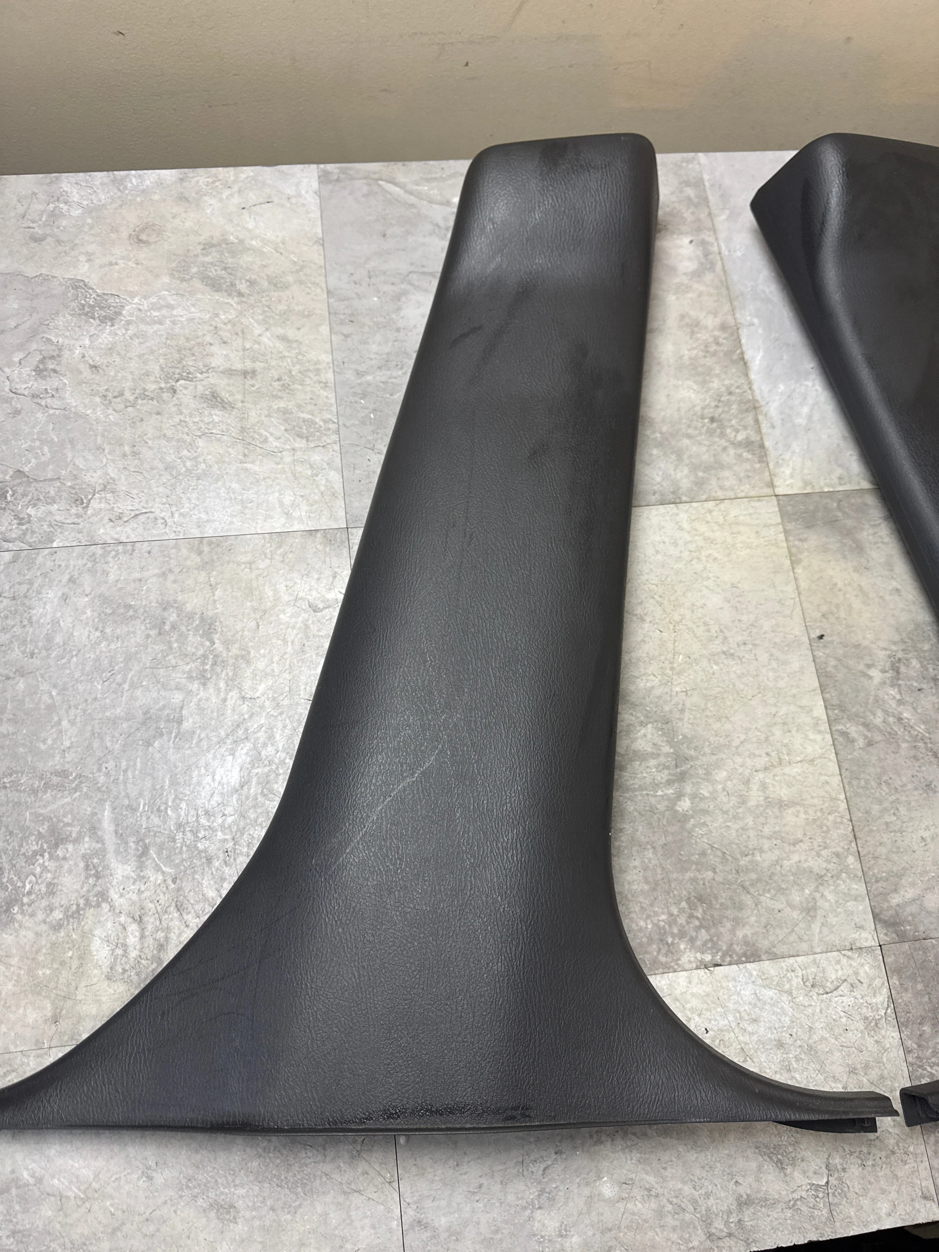 2002-2007 Subaru Impreza WRX STi OEM Lower B Pillar Trim Cover Set RH LH F1
