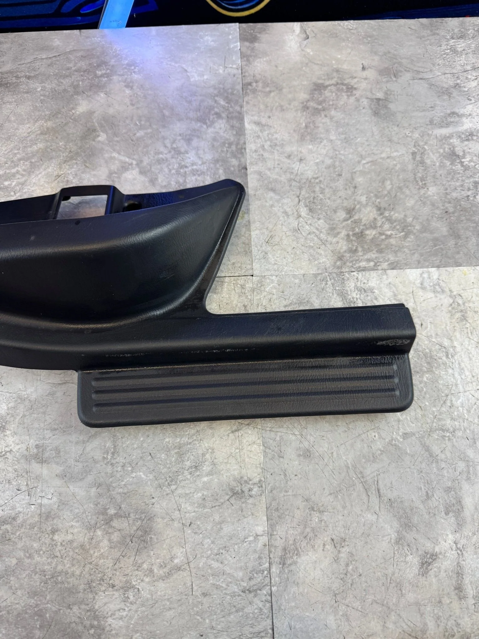 2002-2007 Subaru Impreza WRX STi OEM Passenger Rear Door Sill Trim RH (3) M1 - Image 3
