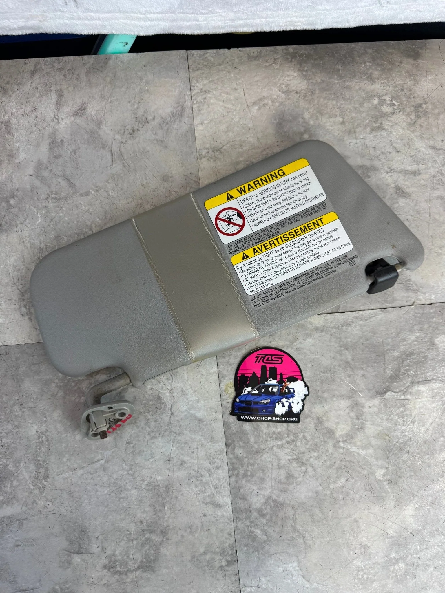 2002-2007 Subaru Impreza WRX STi OEM SUN Visor Shade Driver SIDE LH LHD J3 - Image 5