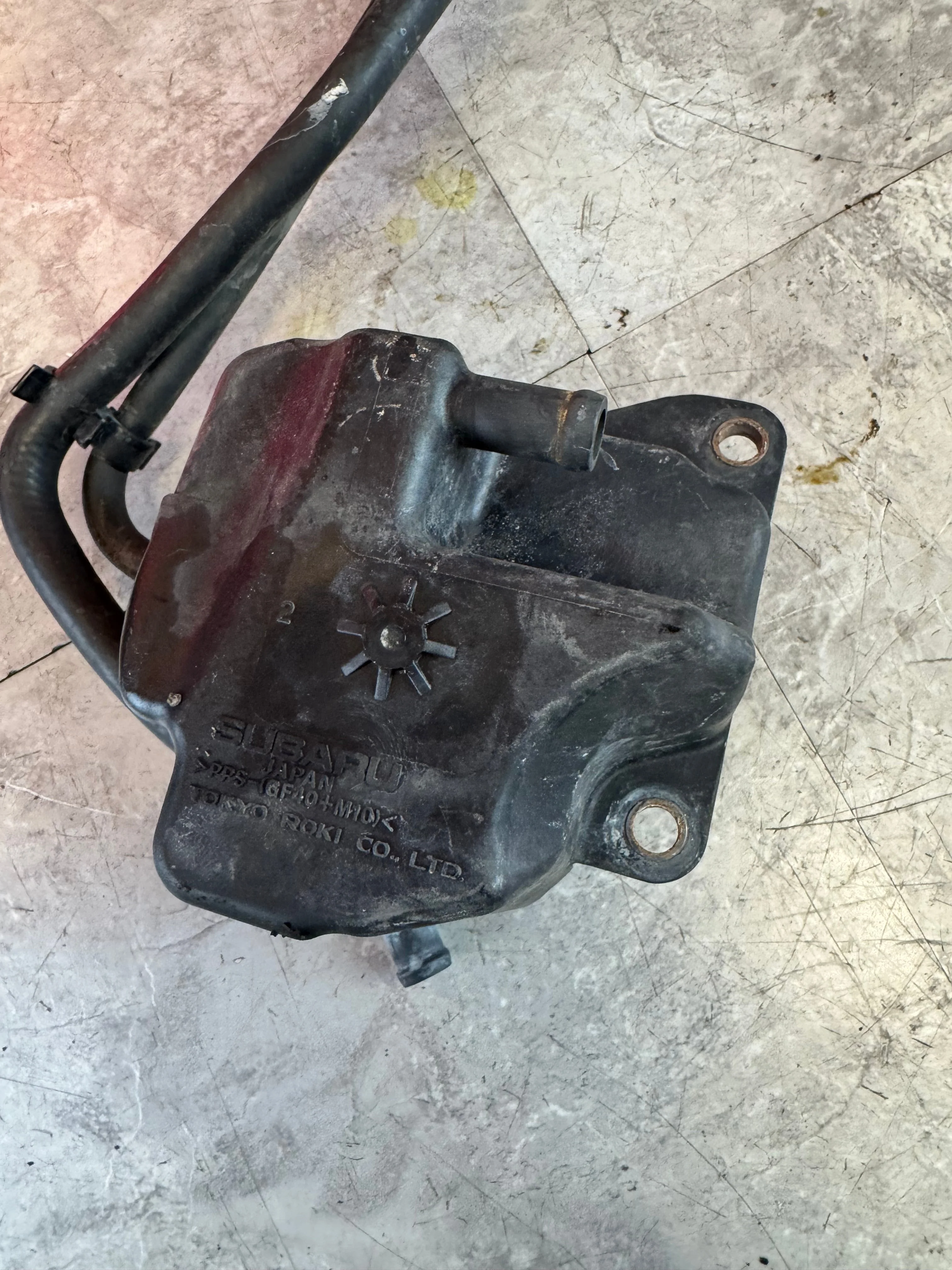 2002-2007 Subaru Impreza WRX STi OEM Tank Assembly w/ Hoses R2 - Image 4