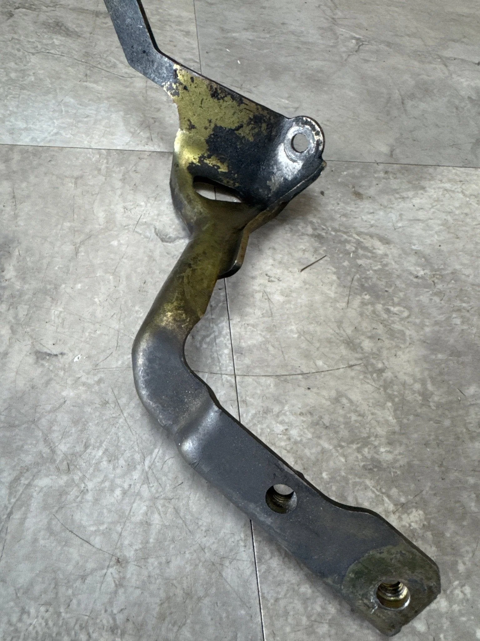 2002-2007 Subaru WRX STi Intercooler Bracket OEM Right Side K2-g - Image 2