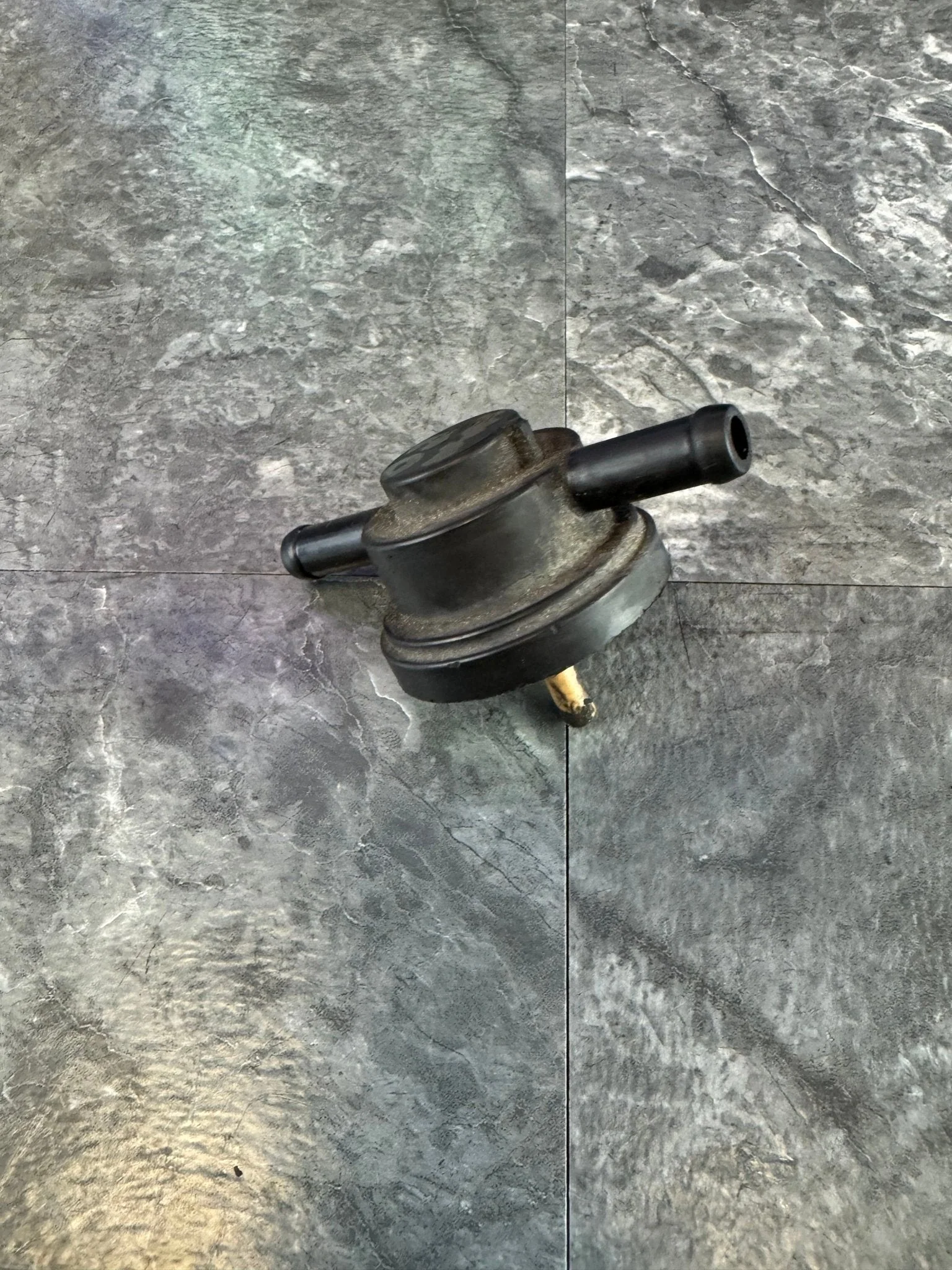 2002-2007 Subaru WRX STi OEM EVAP Purge Purge Valve Solenoid Mushroom Valve K2-k