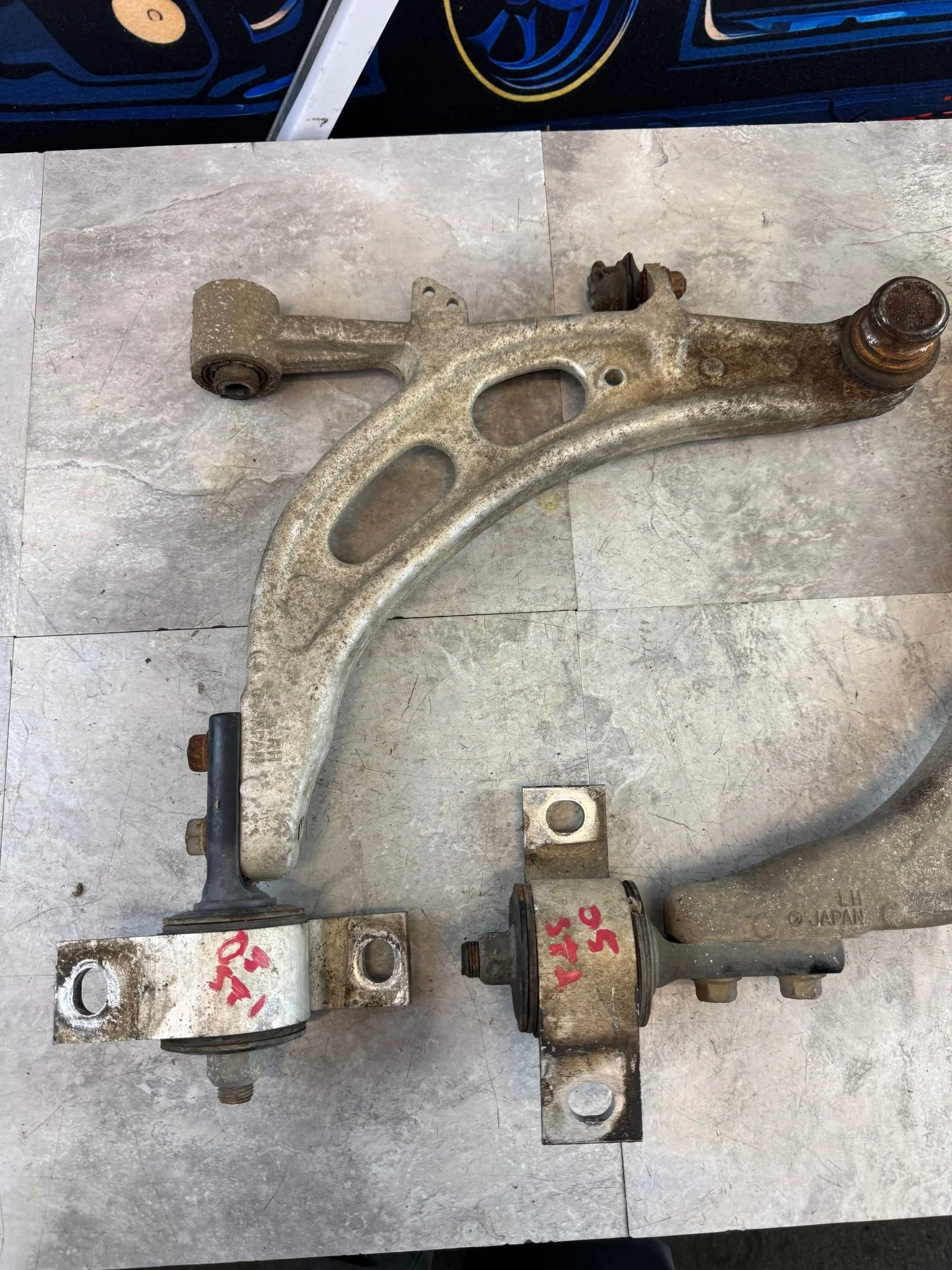 2002-2007 Subaru WRX STi Sedan Front OEM RH LH Lower Metal Control Arms K4 - Image 2