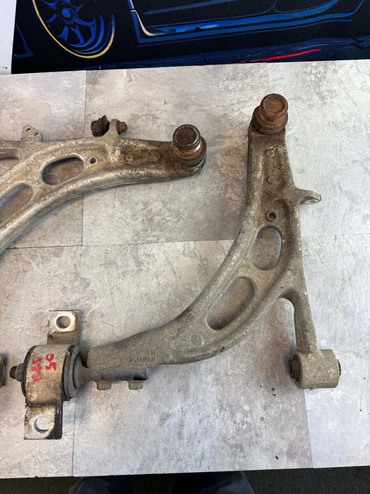 2002-2007 Subaru WRX STi Sedan Front OEM RH LH Lower Metal Control Arms K4 - Image 3