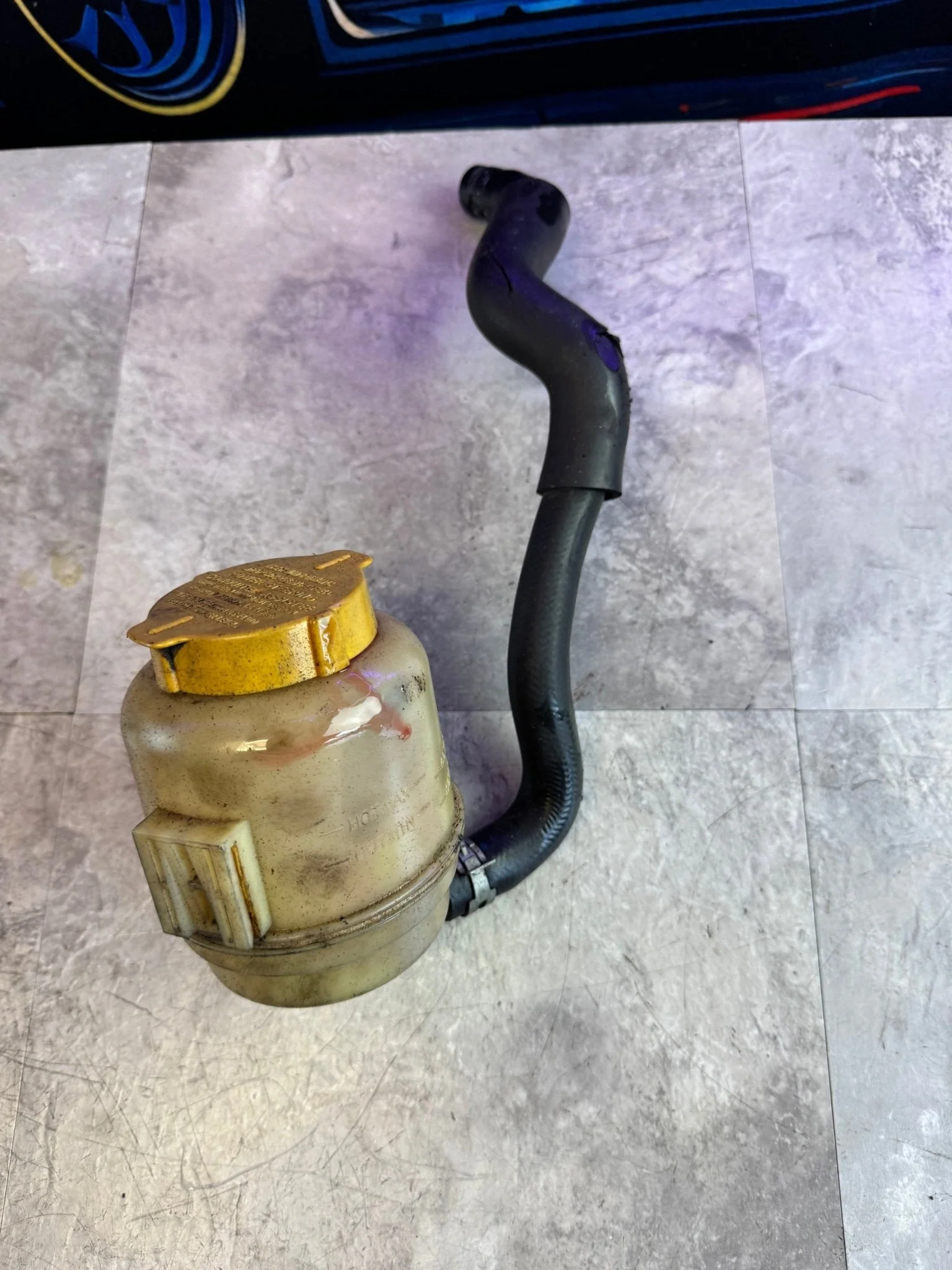 2002-2007 Subaru WRX STi Steering Reservoir Tank Pump J5 - Image 4