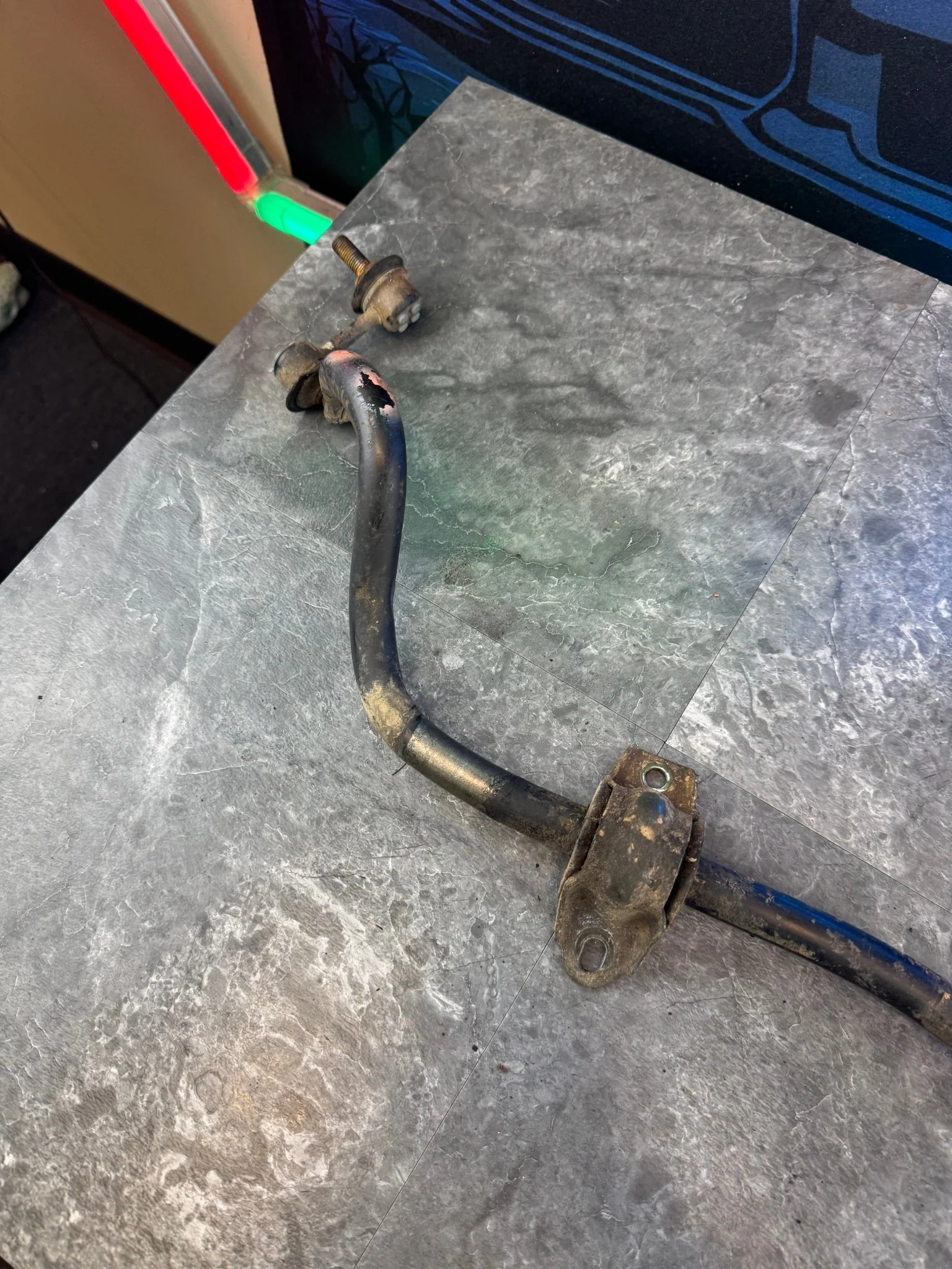 2002-2007 Subaru WRX Wagon OEM Rear Swaybar P6 - Image 4