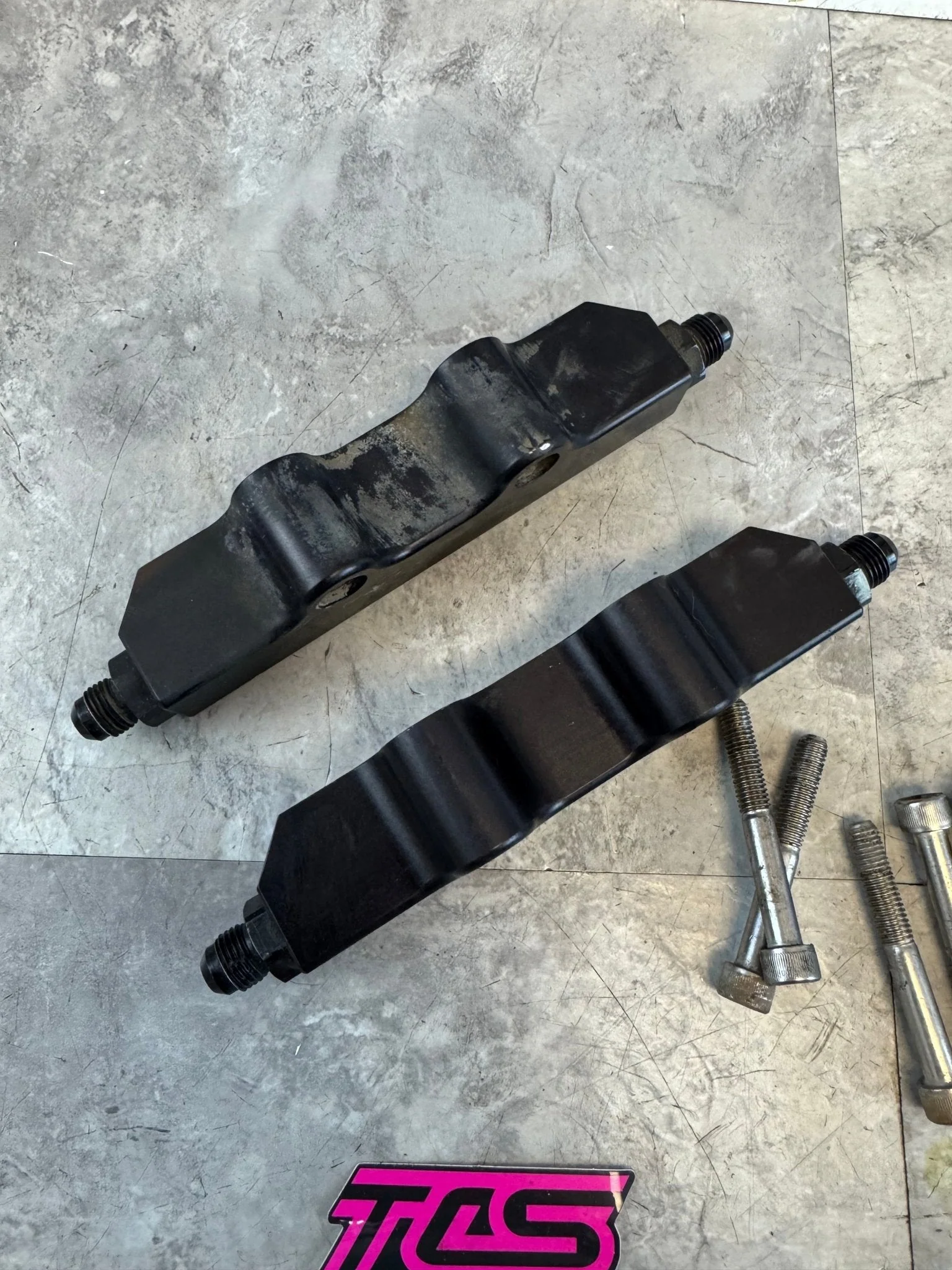 2004-2006 Subaru WRX STi T1RaceDevelopment Side To Top Feed Fuel Conversion Rail Kit P2 - Image 5