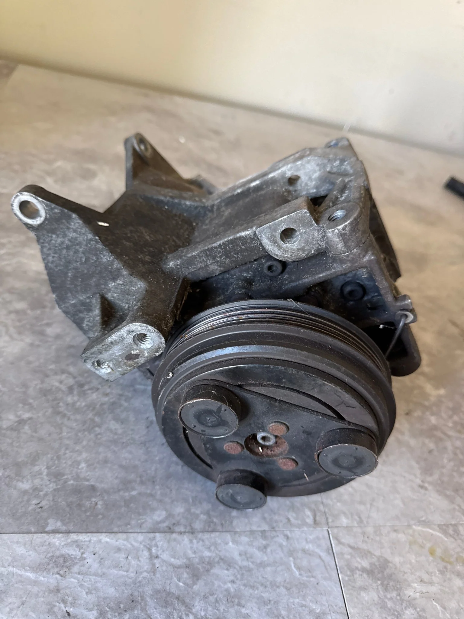 2004-2007 Subaru Impreza WRX AC Compressor (d) M5 - Image 2