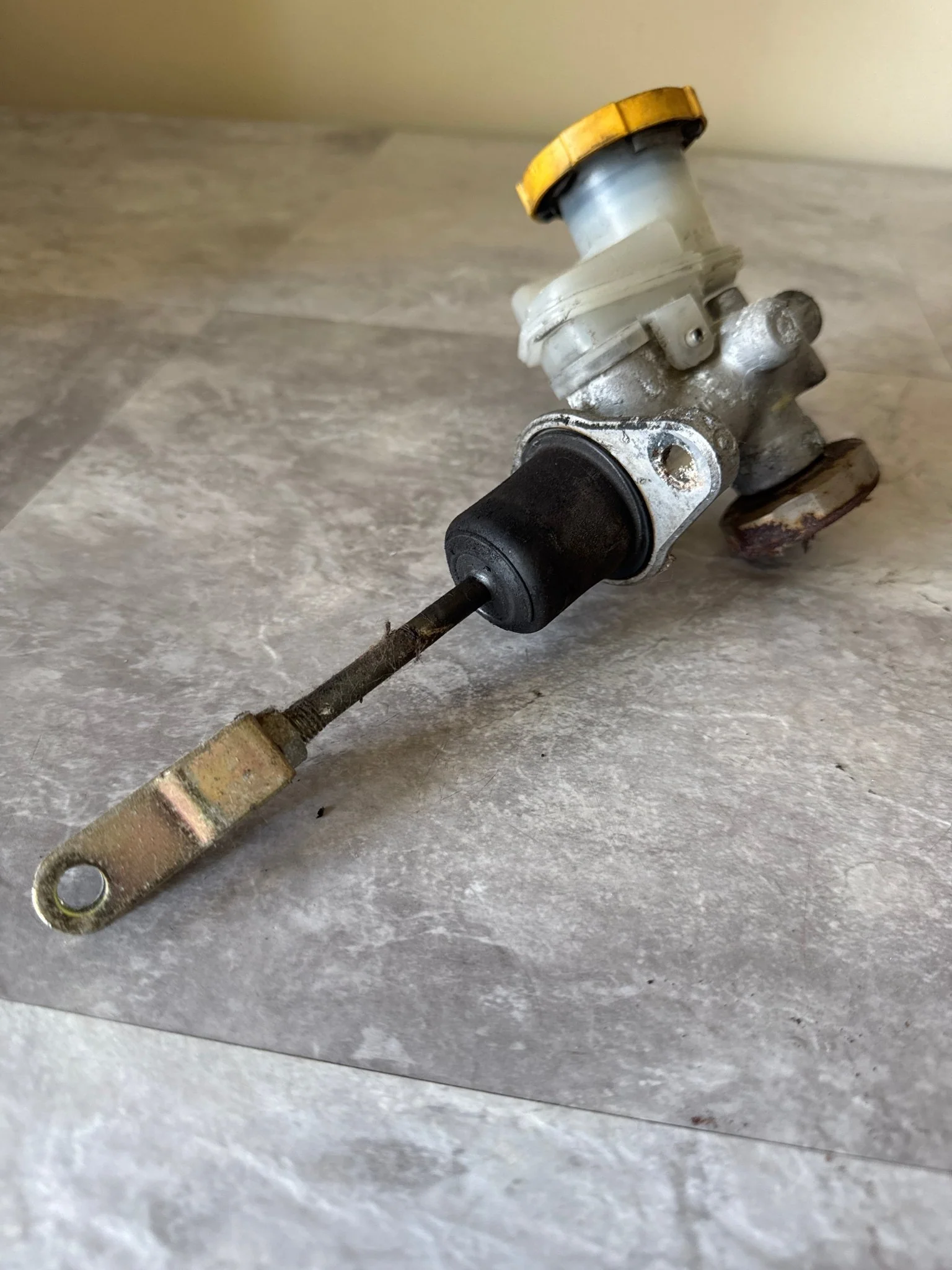 2004-2007 Subaru Impreza WRX STi Clutch Master Cylinder J3 - Image 3