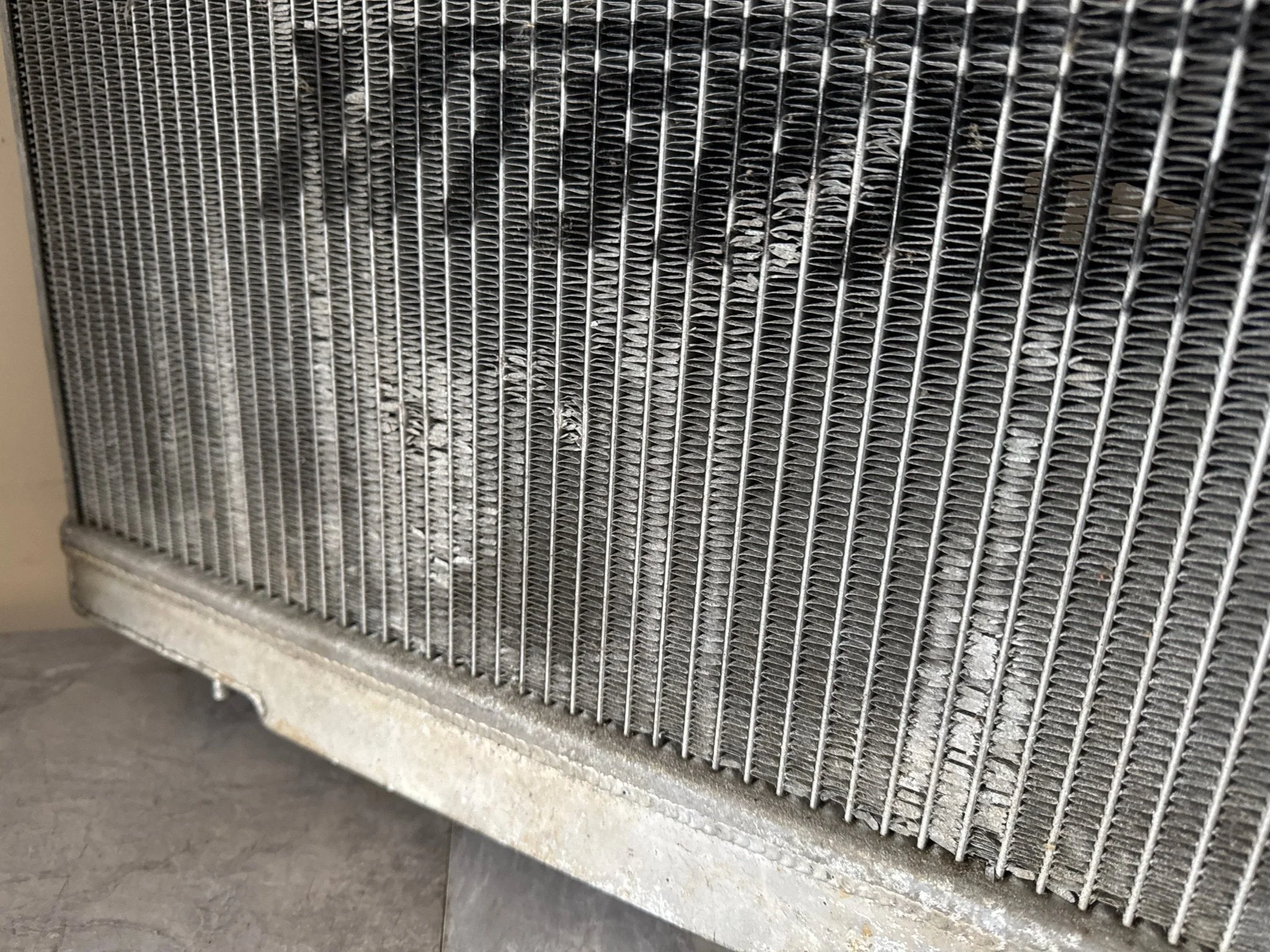 2004-2007 Subaru STi WRX Mishimoto OEM Aluminum Racing Radiator w/ OEM Fans R1 - Image 3