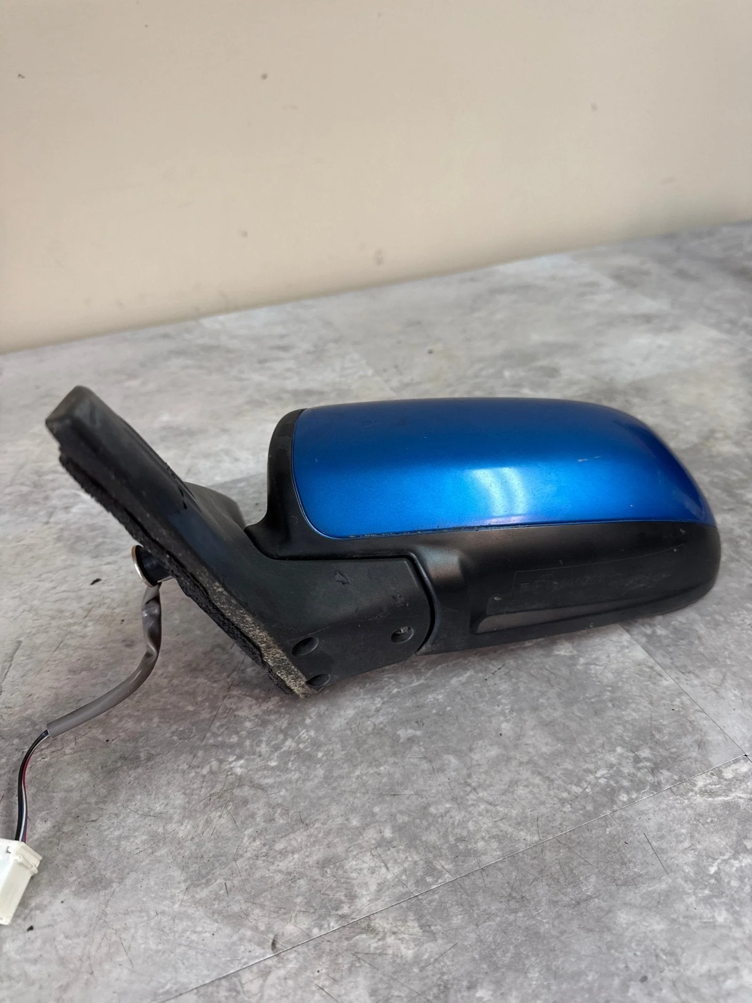 2004 Subaru Impreza WRX STi OEM LH LEFT Driver SIDE VIEW Mirror M2 - Image 3