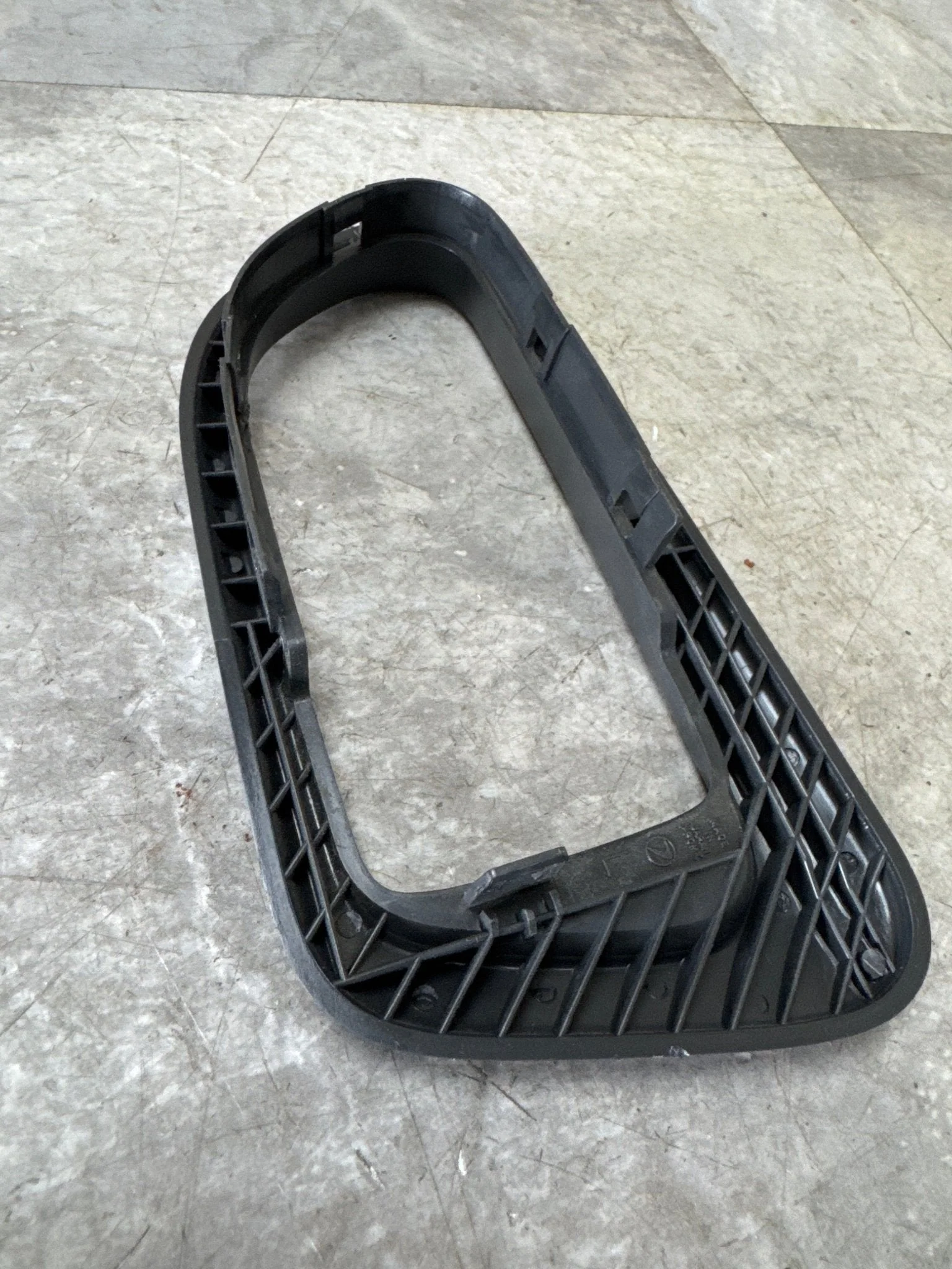 2005-2007 Subaru Impreza STi OEM Rear Left Interior Door Handle Trim (2) J3 - Image 2
