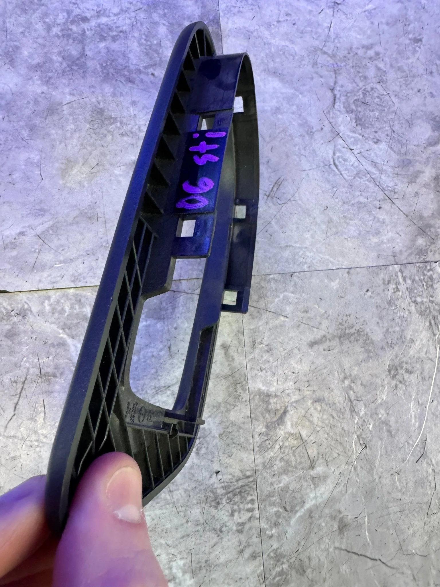2005-2007 Subaru Impreza STi OEM Rear Right Interior Door Handle Trim / J3 - Image 3
