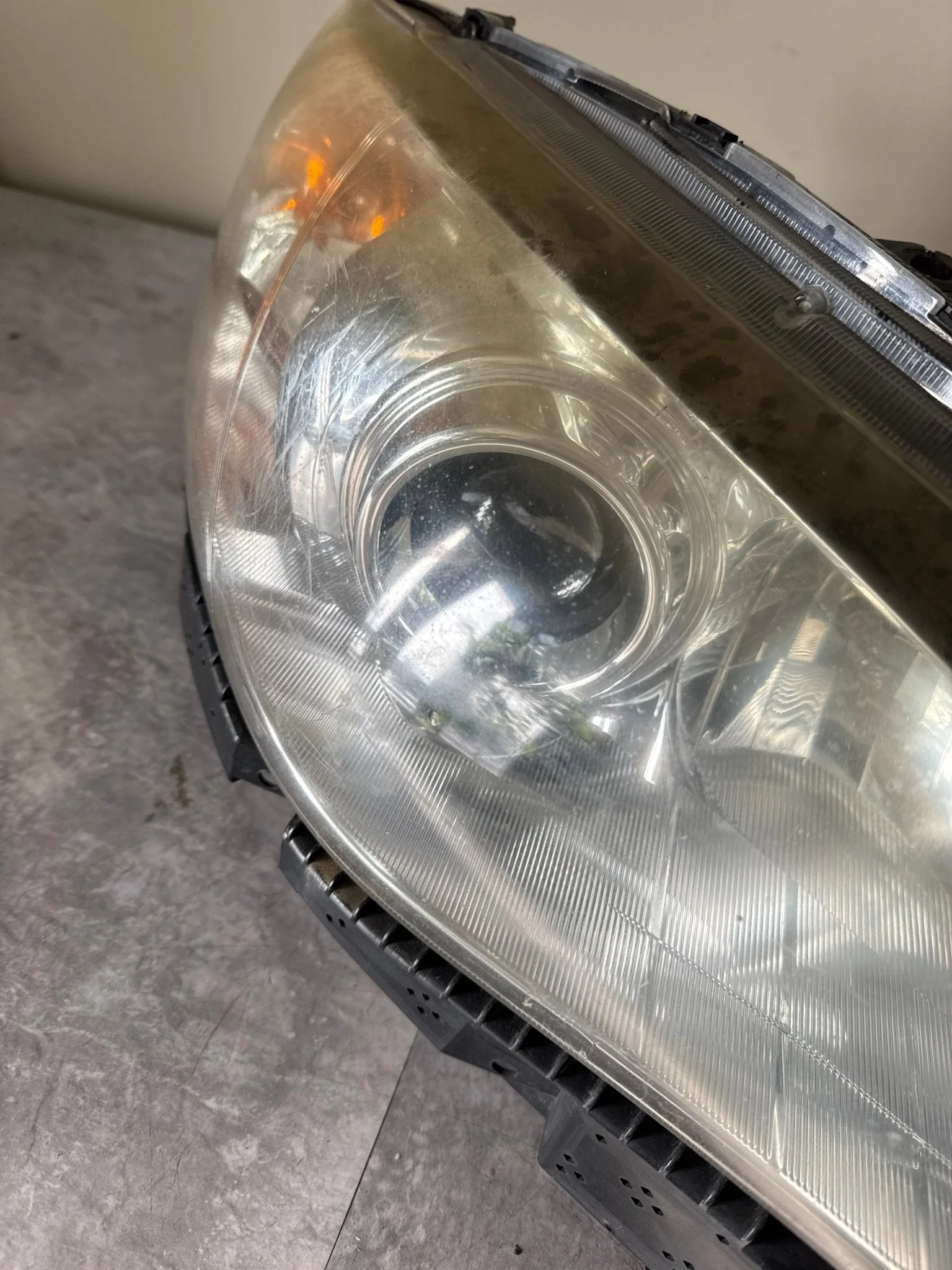 2008-2011 Subaru Impreza WRX STi Headlight Assy RH Passenger Side A1 - Image 3