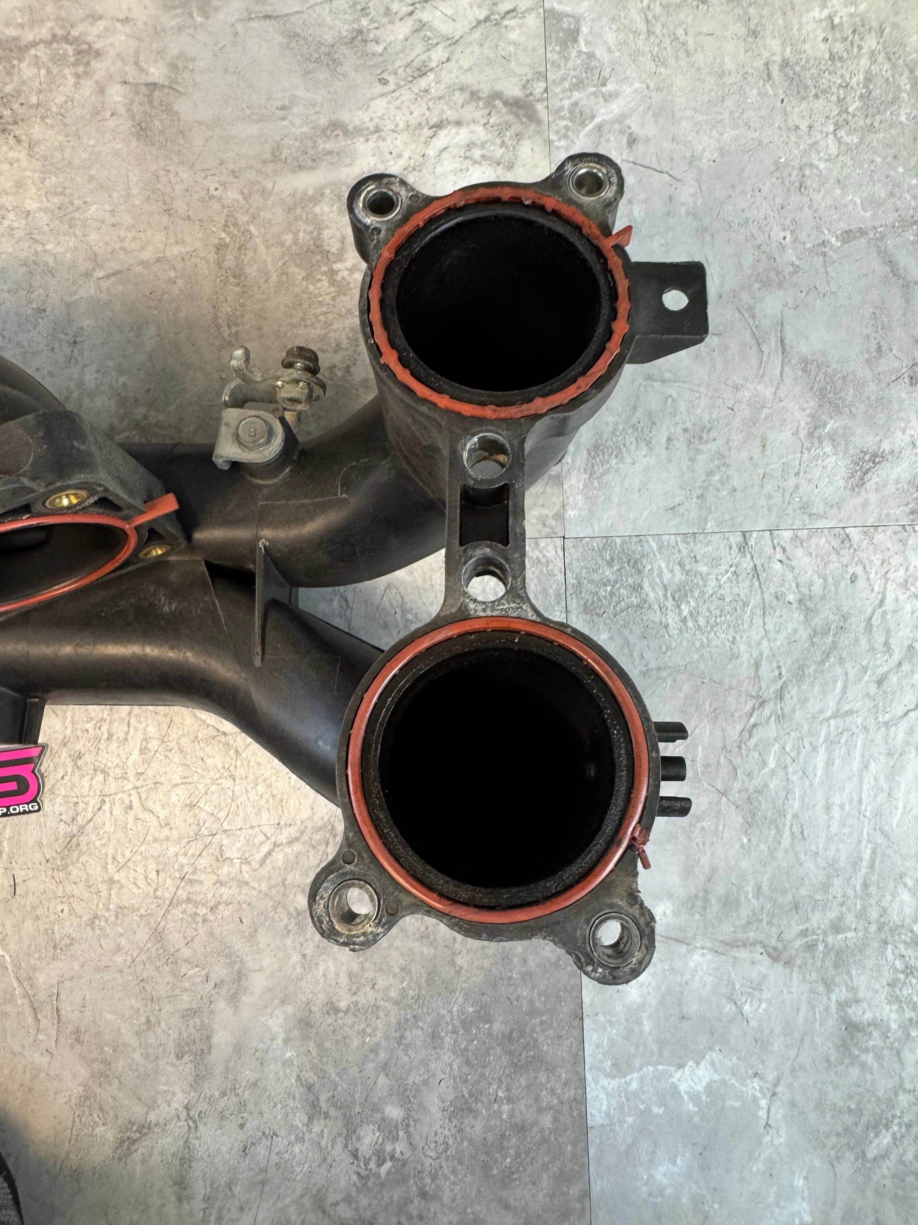 2008-2014 Subaru Impreza WRX OEM Intake Manifold With Hardware E5 - Image 10