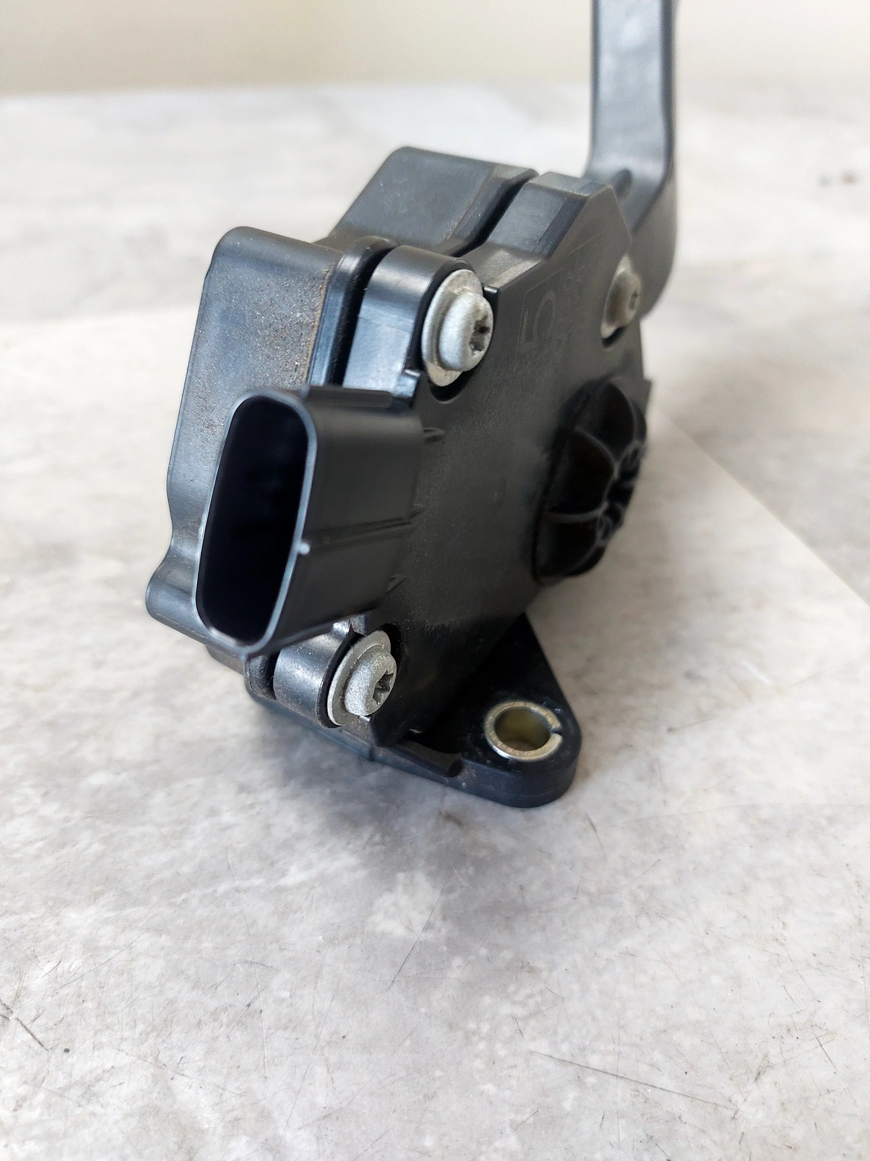 2008-2014 Subaru Impreza WRX STi OEM Pedal Assembly Accelerator y2 - Image 2