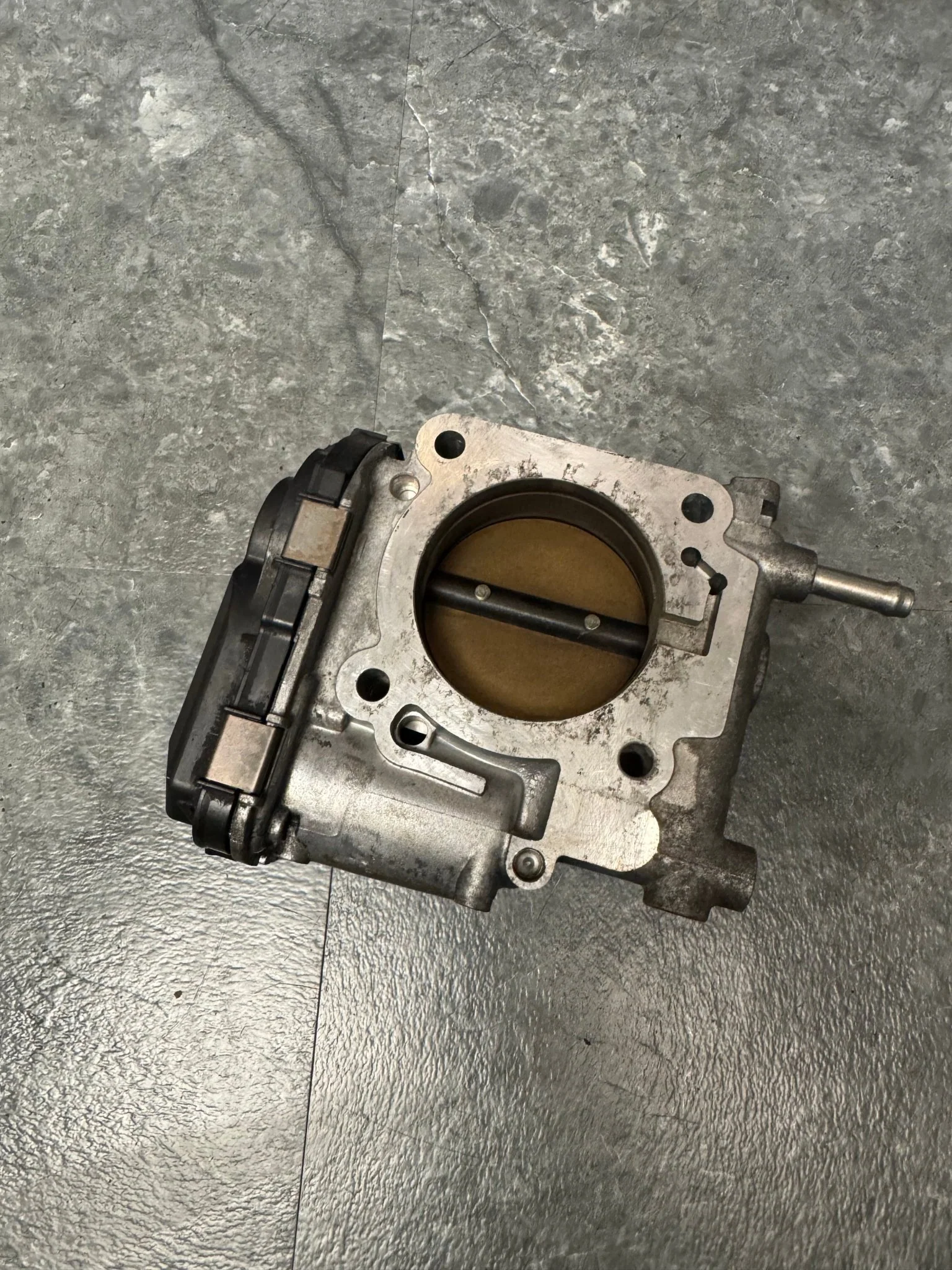 2004-2007 Subaru WRX STi OEM Throttle Body Assembly Y4 - Image 3