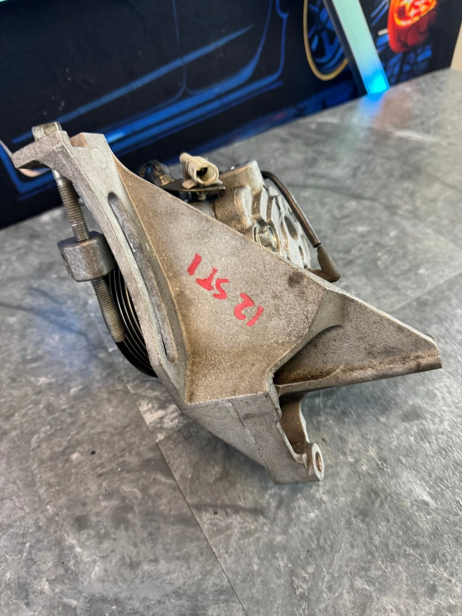 2008- 2021 Subaru WRX STi Power OEM Steering Pump With Bracket KOYO EJ L5 - Image 4