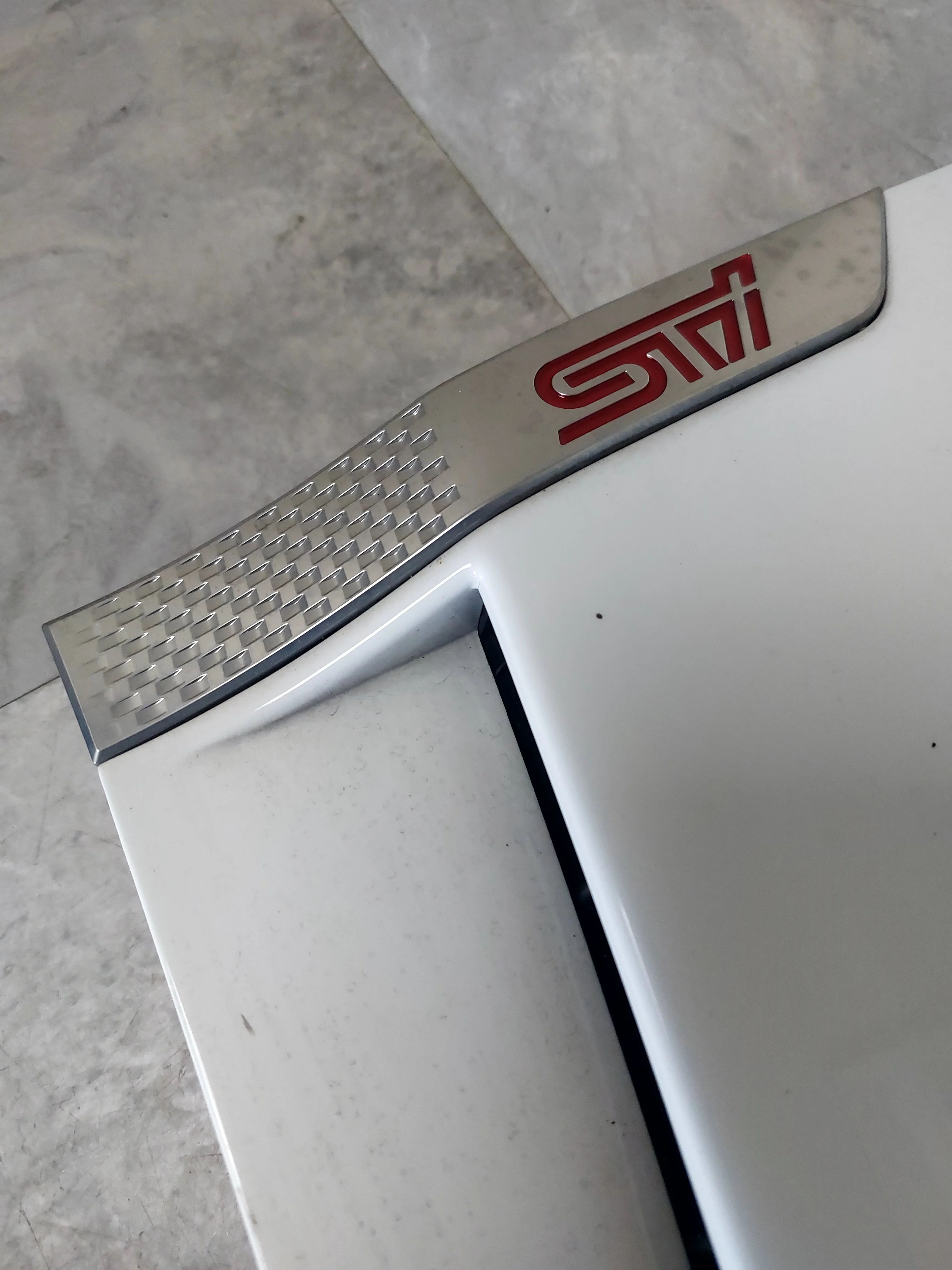 2015-2021 Subaru WRX STi OEM RH Fender Garnish CWP - Image 5