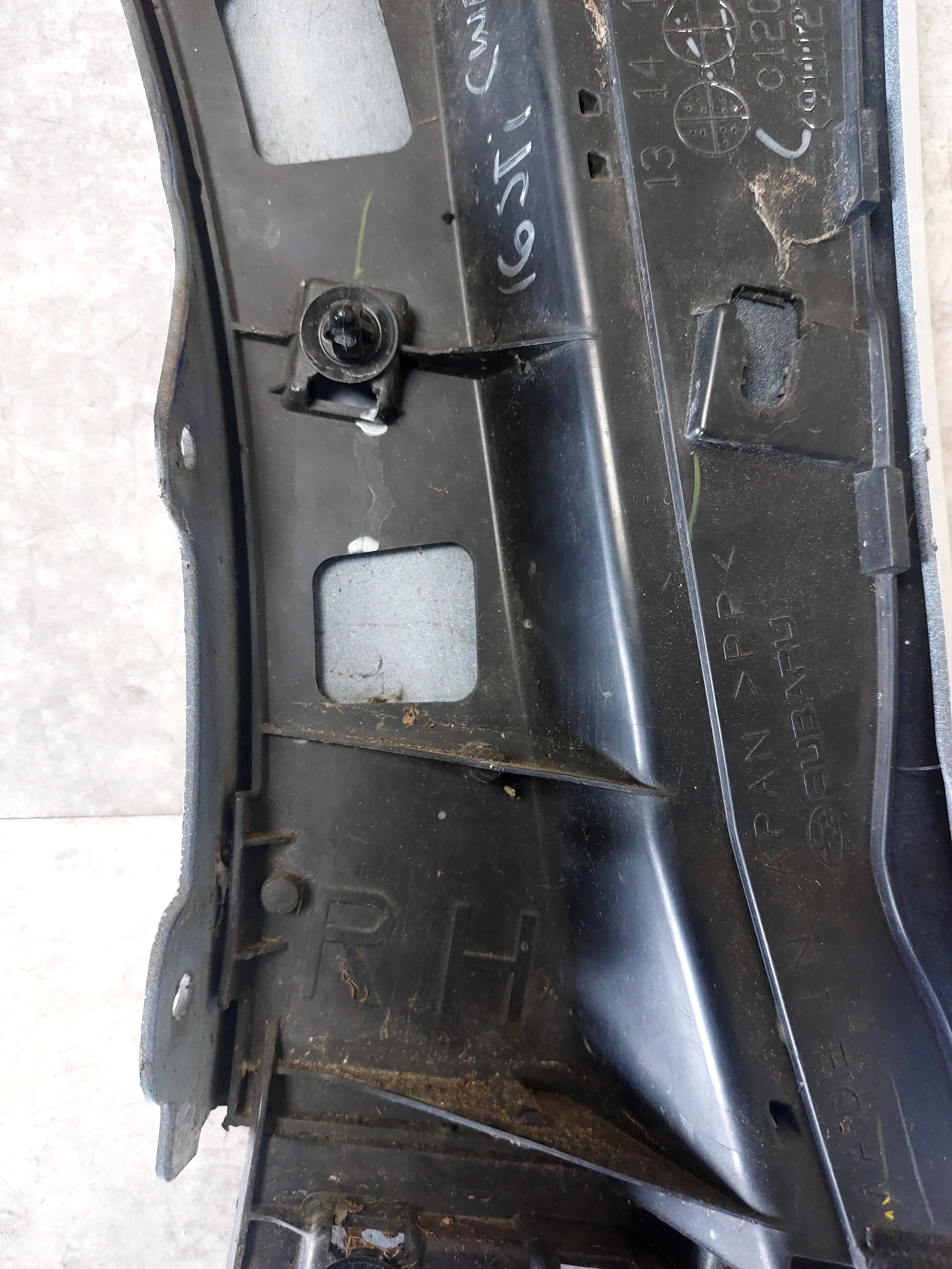2015-2021 Subaru WRX STi OEM RH Fender Garnish CWP - Image 8