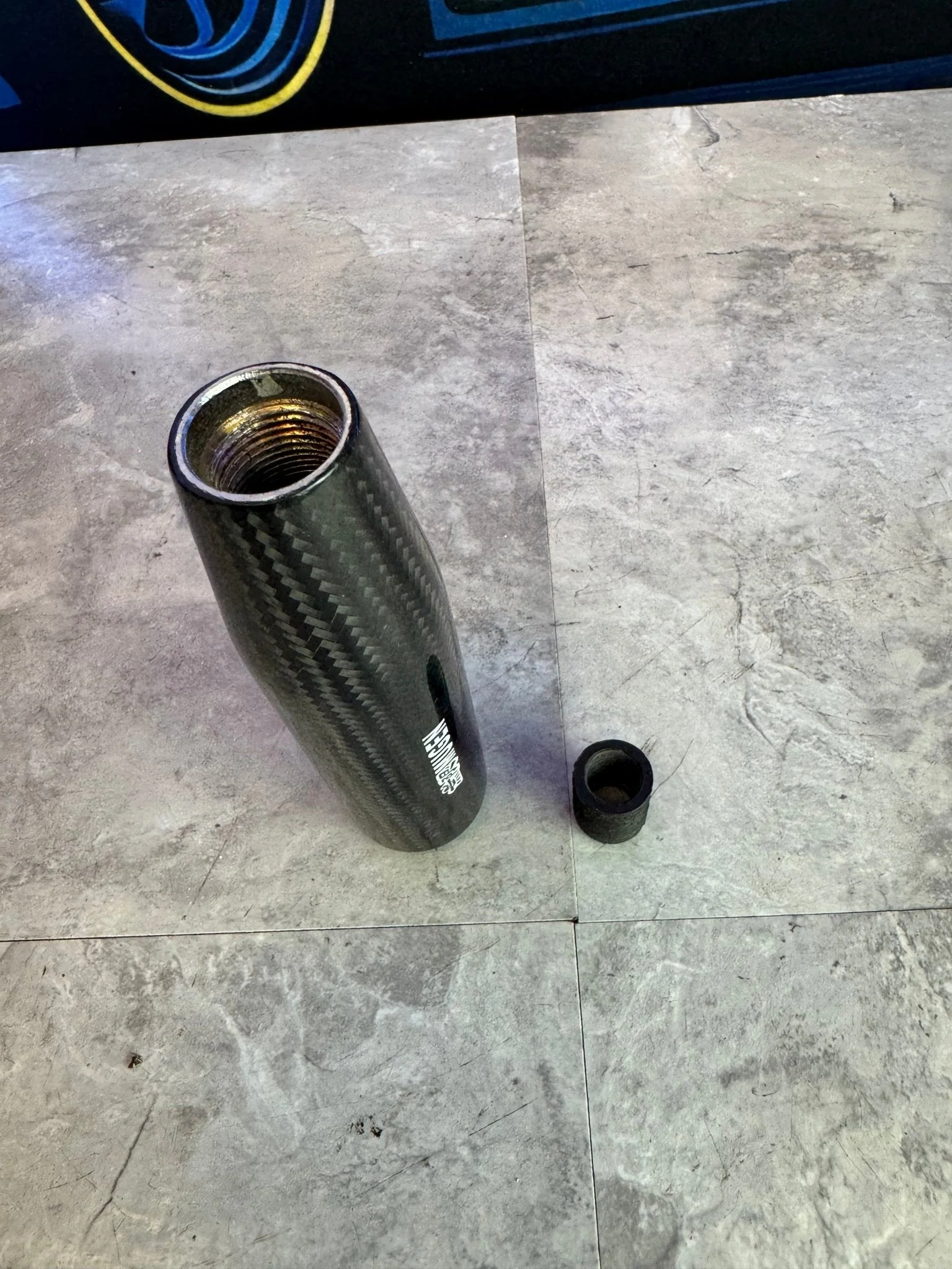 Mugen Carbon Fiber Shift Know Adapter - Image 2