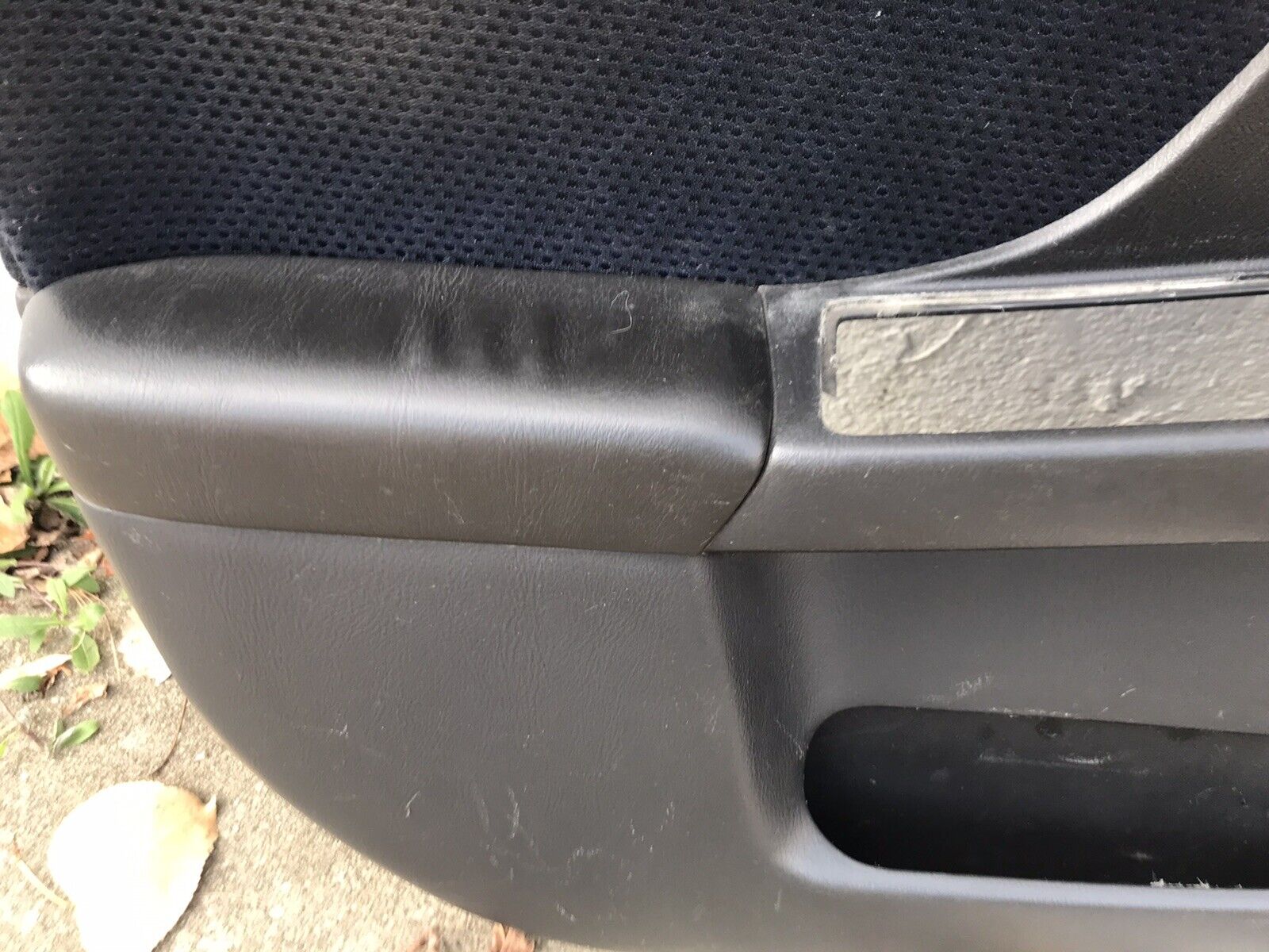 2002-2003 Subaru Impreza WRX Front OEM LH Driver Side Door Panel - Image 4