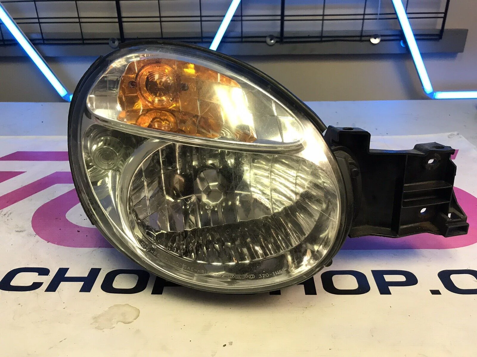 2002-2003 Subaru Impreza WRX RH OEM Passenger Side Headlight Assembly