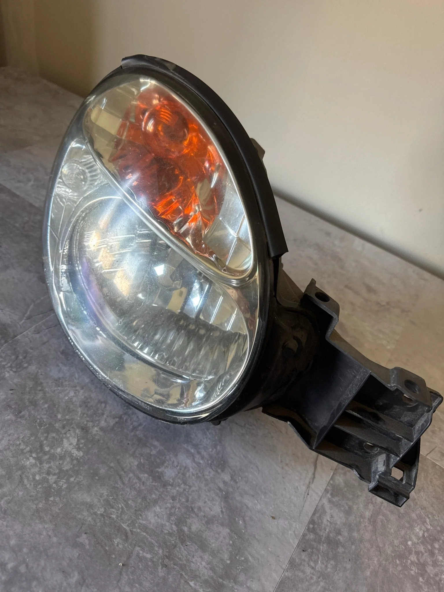 2002-2003 Subaru Impreza WRX RH OEM Passenger Side Headlight Assembly (2) A1