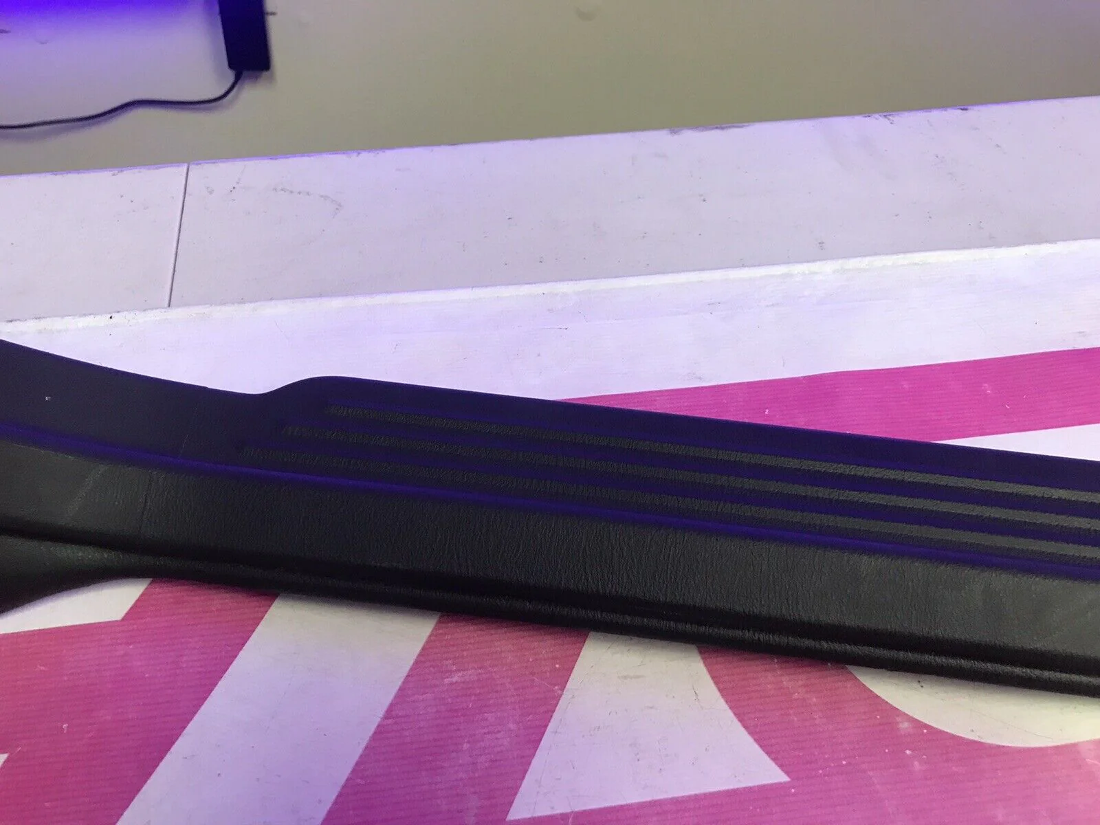 2002-2007 Subaru Impreza WRX STi OEM RH Door Sill Trim Panel Scuff M1 - Image 3