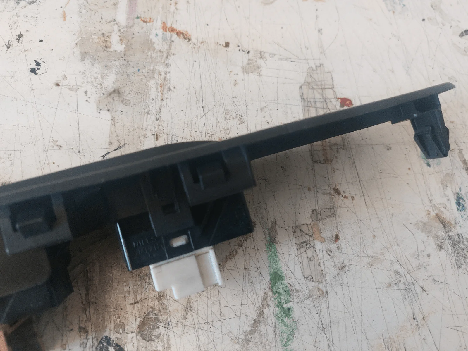 2005-2007 Subaru Impreza WRX STi OEM Fr RH Window Switch Trim E2 - Image 8