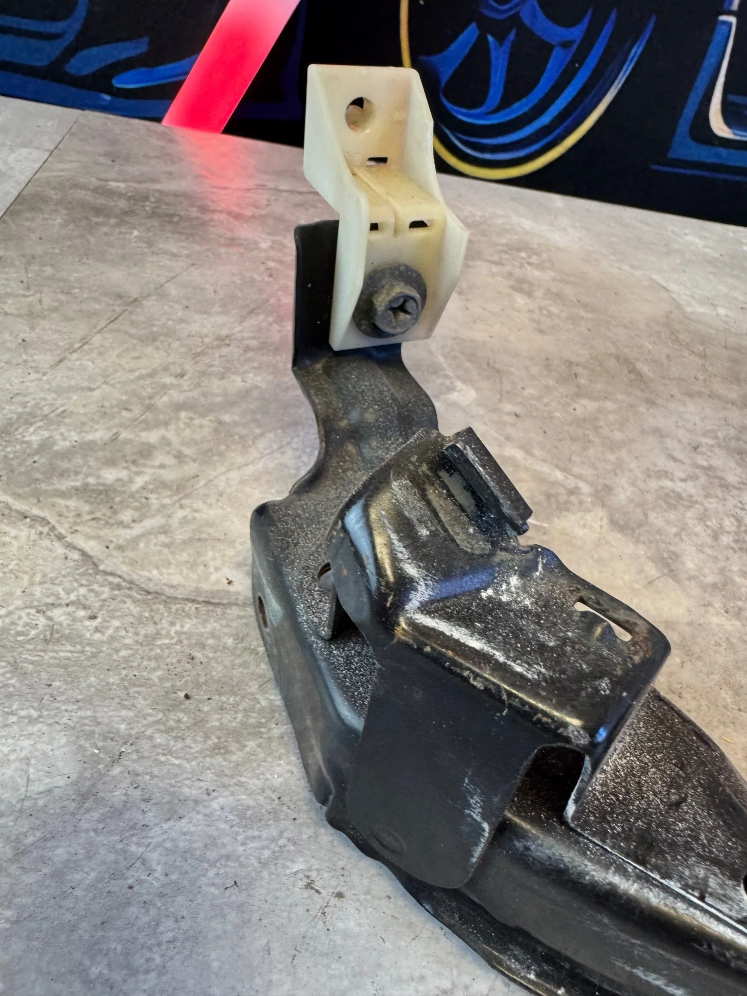 2006-2007 Subaru Impreza WRX STi OEM Passenger Side RH Headlight Bracket A2 - Image 7