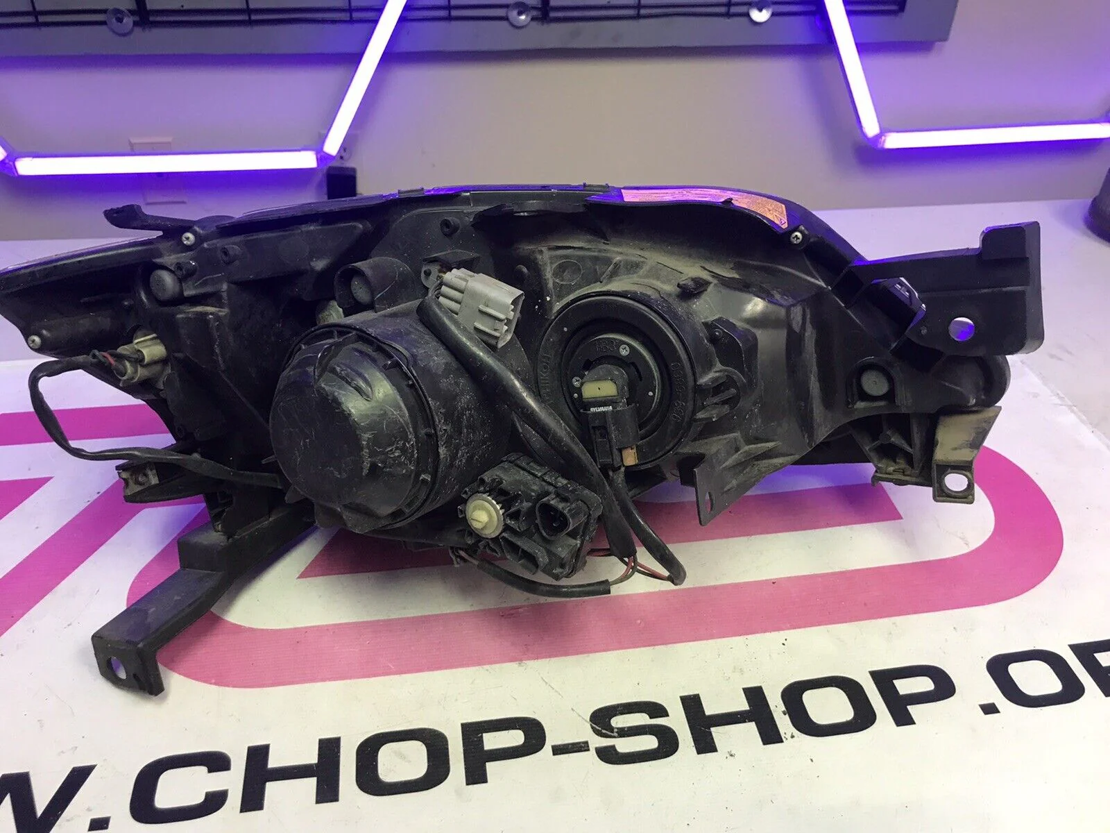 2008-2014 Subaru Impreza WRX STi OEM LH Dtiver Side Headlight Assembly - Image 8