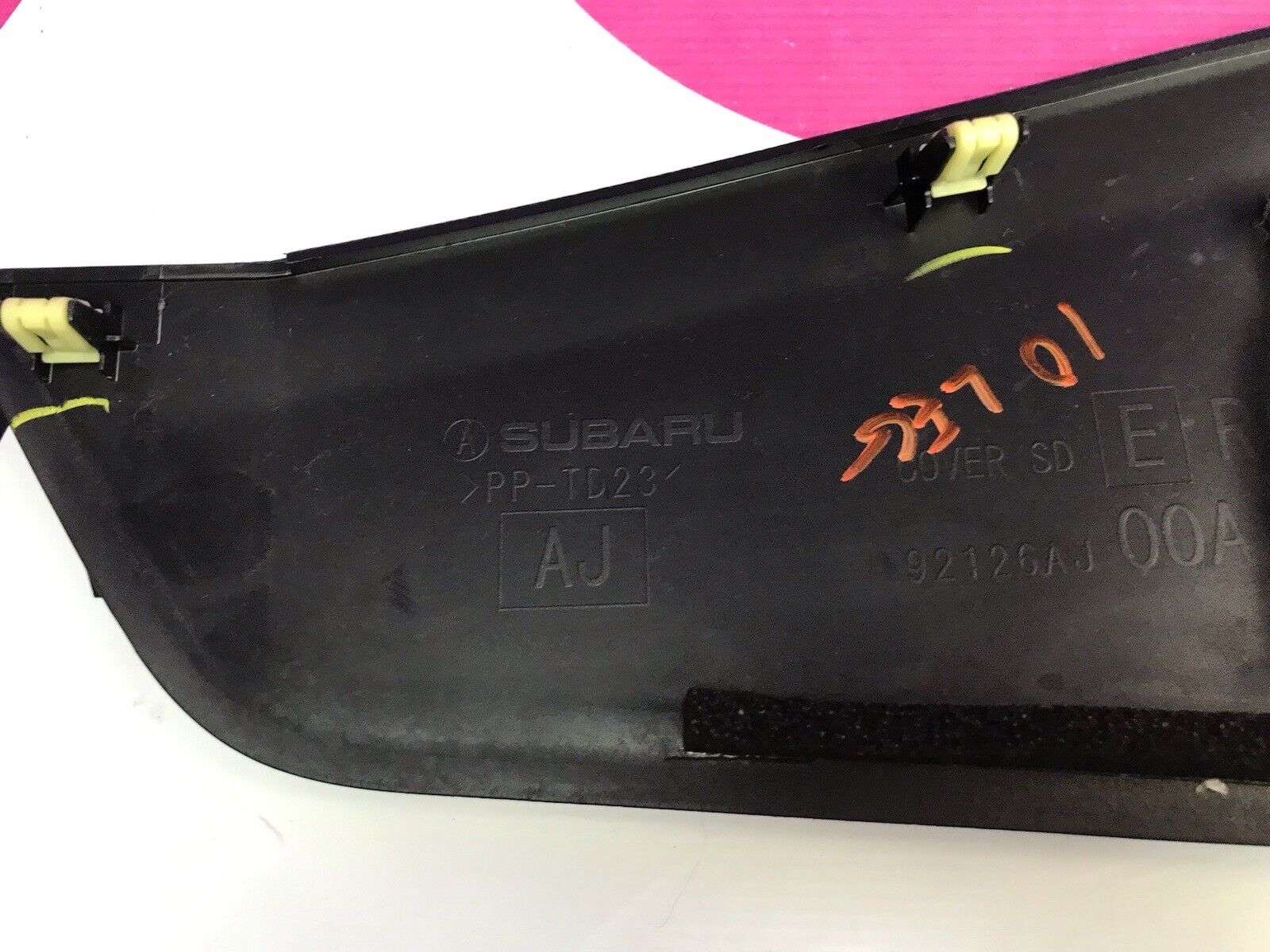 2010-2014 Subaru OEM Legacy/outback Center Console RH Trim - Image 6