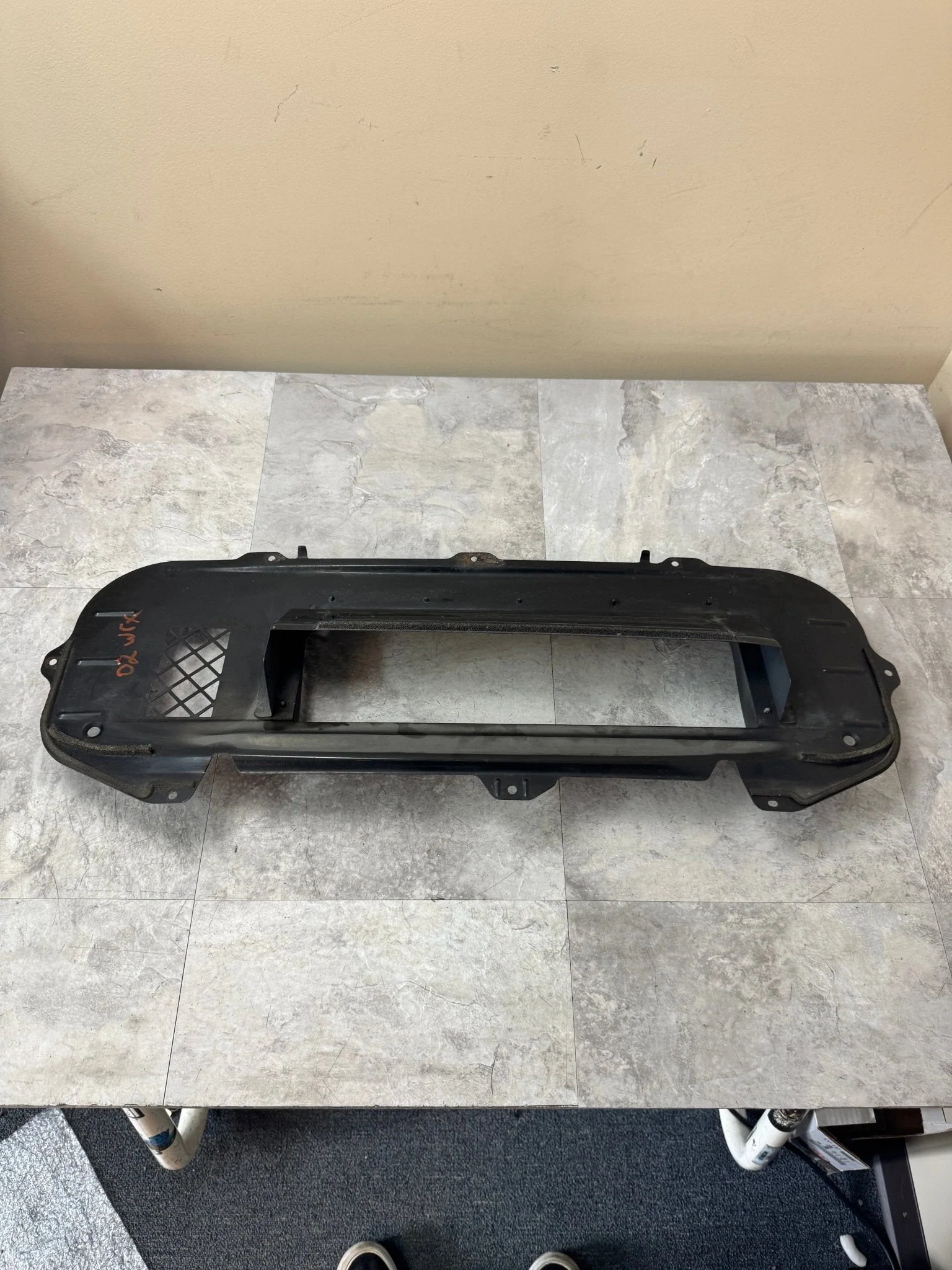 2002-2003 Subaru Impreza WRX Hood OEM Scoop Splitter Assembly E5 - Image 4