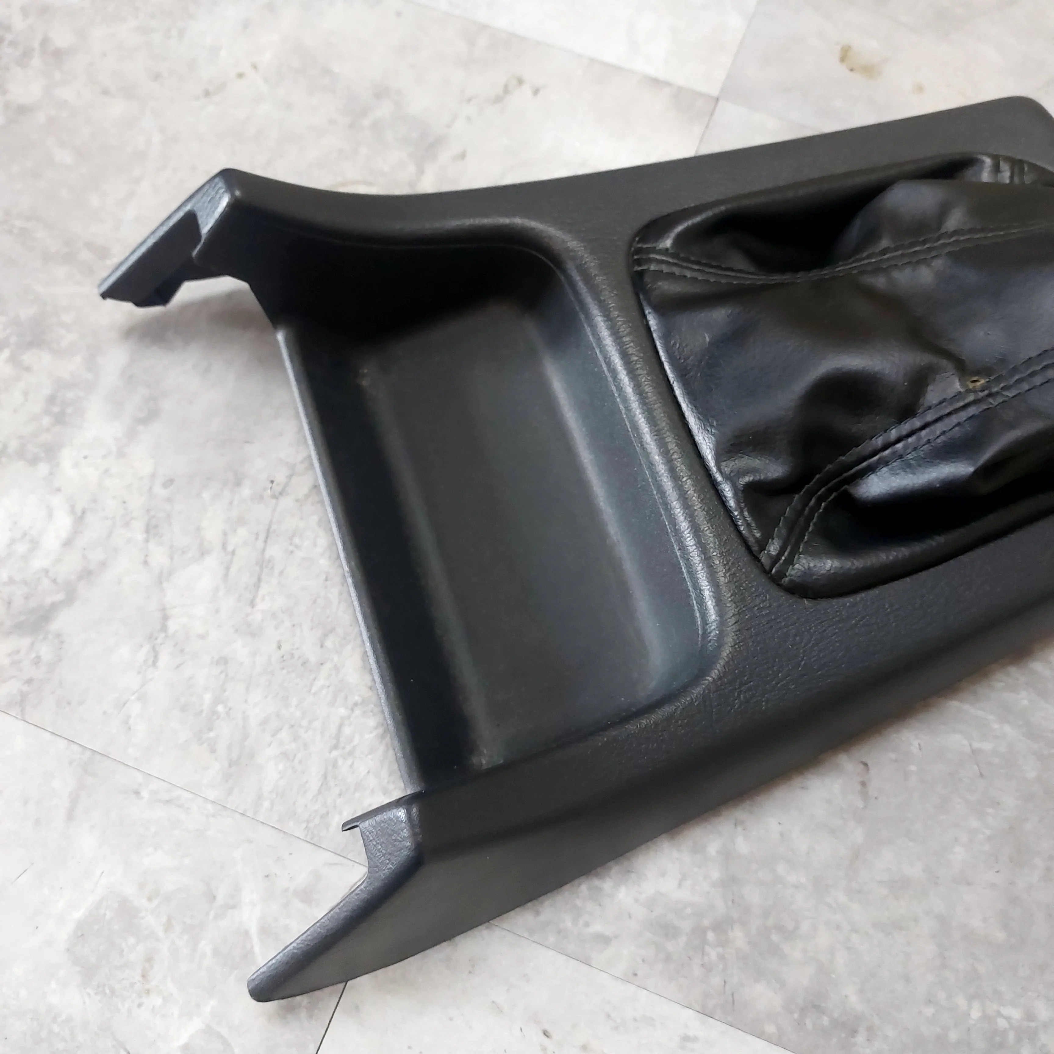 2002-2004 Subaru WRX Cover Console OEM Box Shifter Trim - Image 5