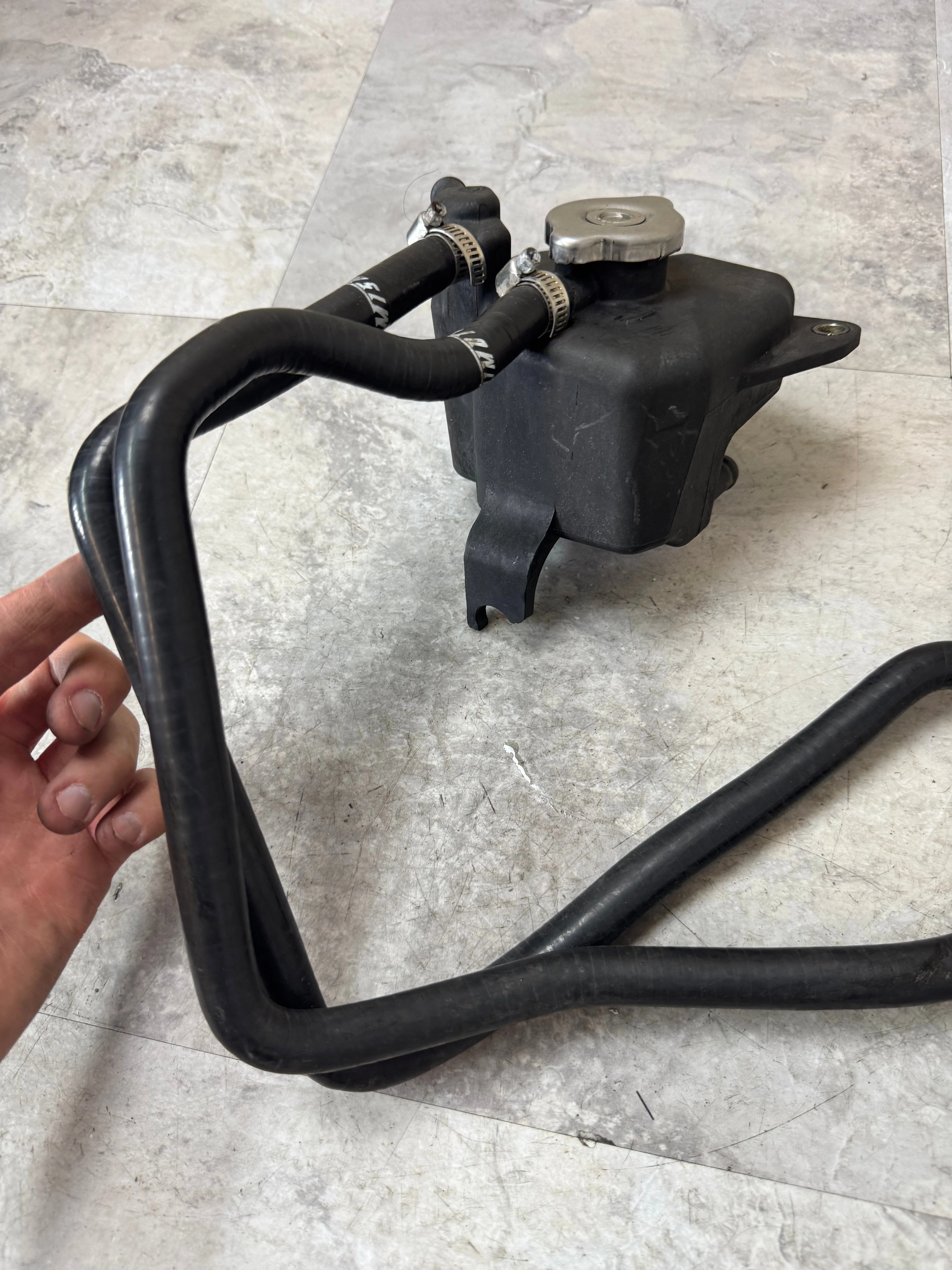 2002-2007 Subaru Impreza WRX STi OEM Tank Assembly Mishimoto Hoses - Image 2