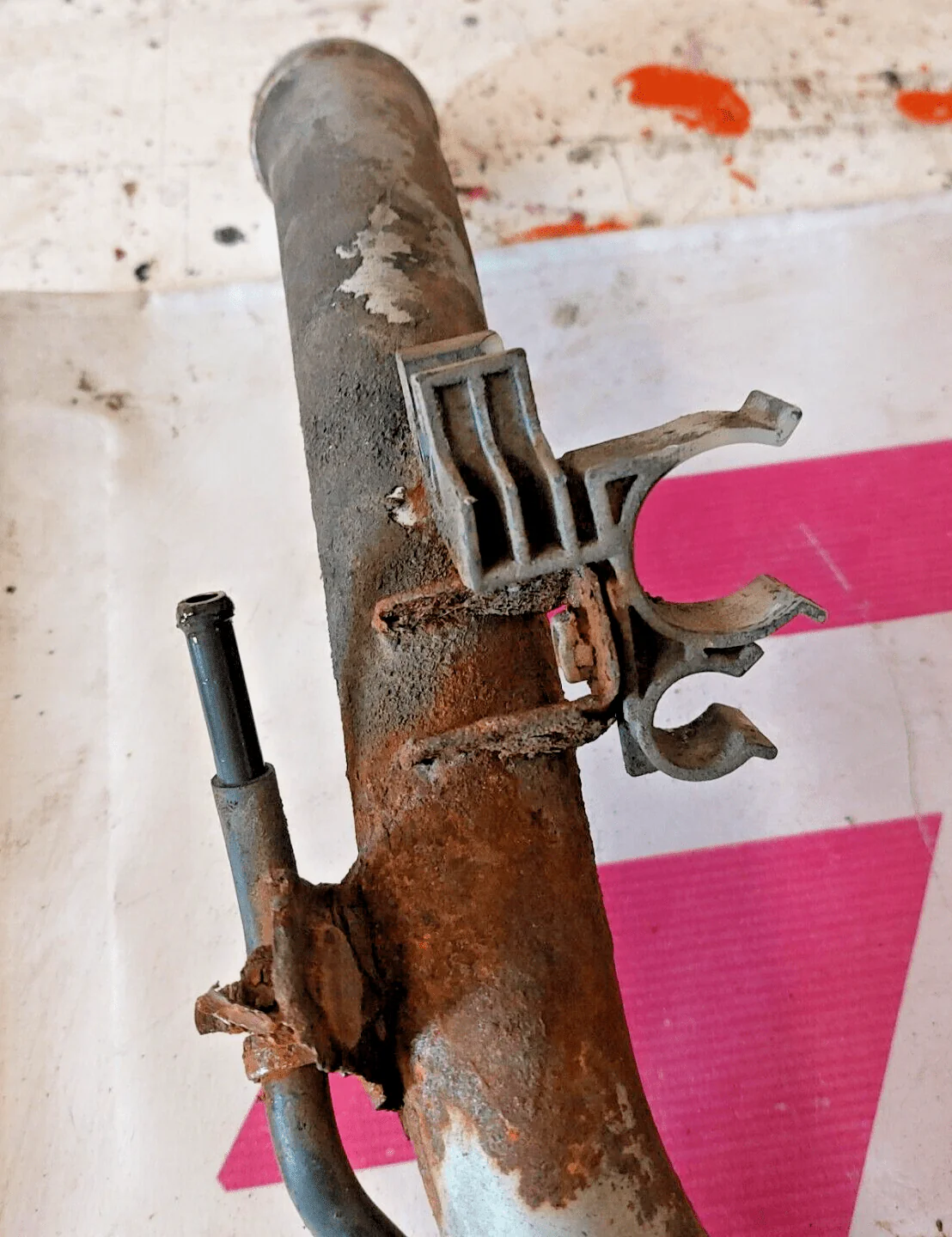2004-2007 Subaru Impreza WRX STi OEM Filler Neck Assembly E1 - Image 8