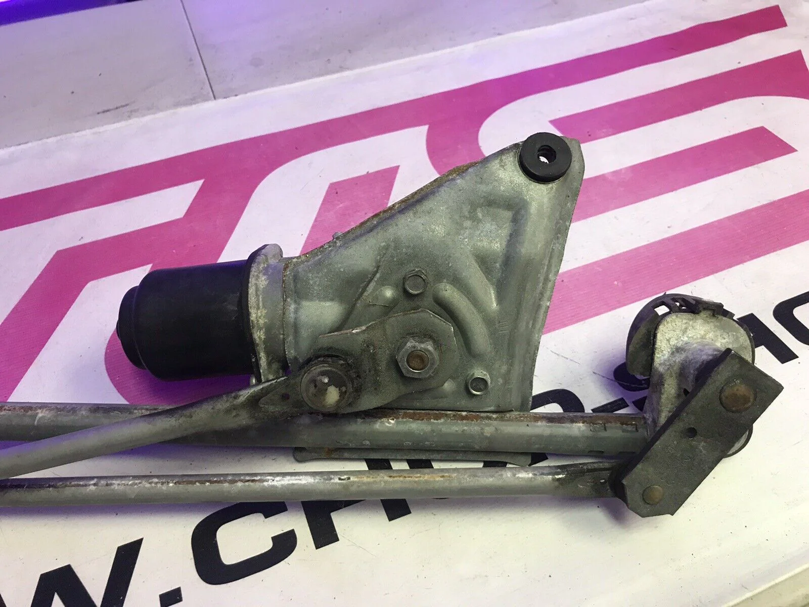 2004-2007 Subaru Impreza WRX STi OEM Windshield Wiper Motor Linkage - Image 6