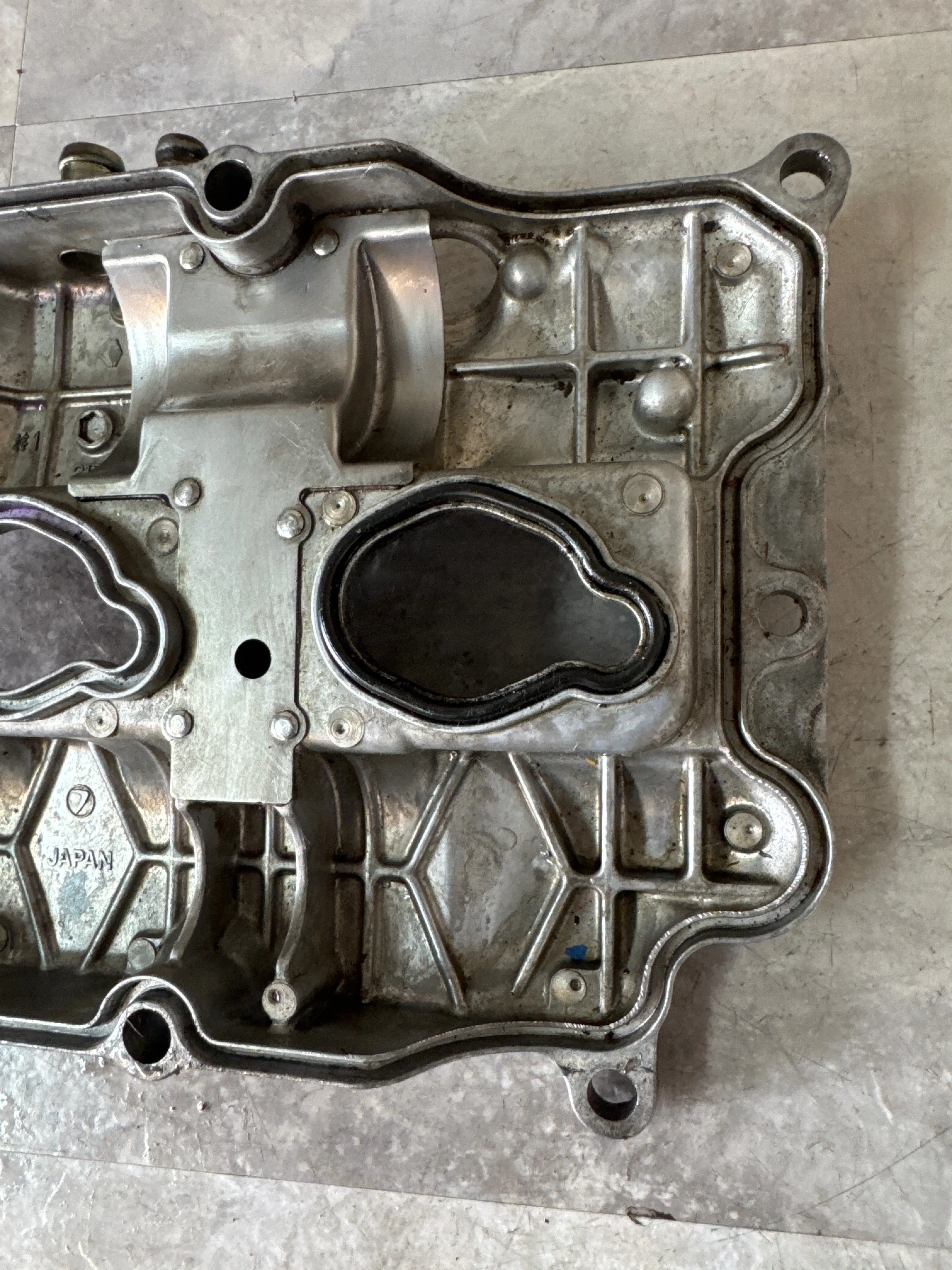 2004-2021 Subaru Engine Valve Cover OEM Drivers Side - Image 4