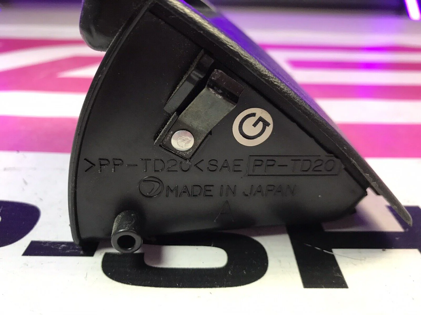 2002-2007 Subaru Impreza Dash Fuse OEM MAP Cover Storage Pocket Tray - Image 4