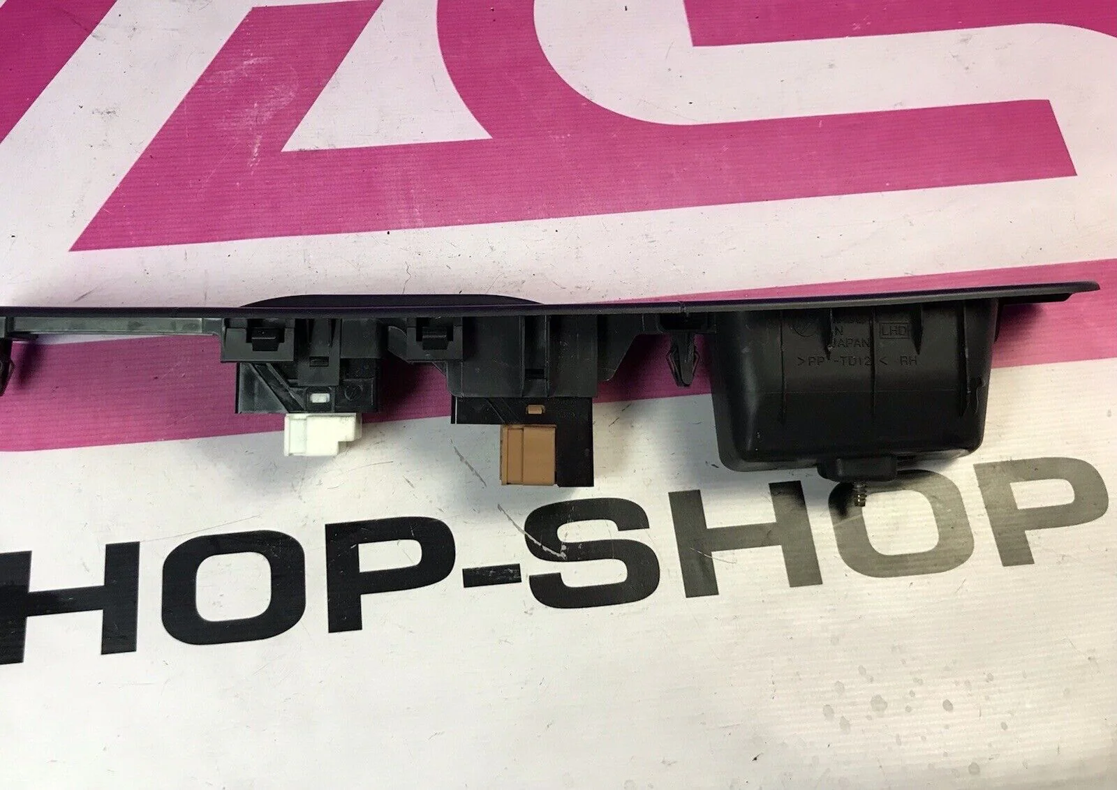 2005-2007 Subaru Impreza WRX Front OEM RH Passenger Side Window Lock Switch Trim E2 - Image 5