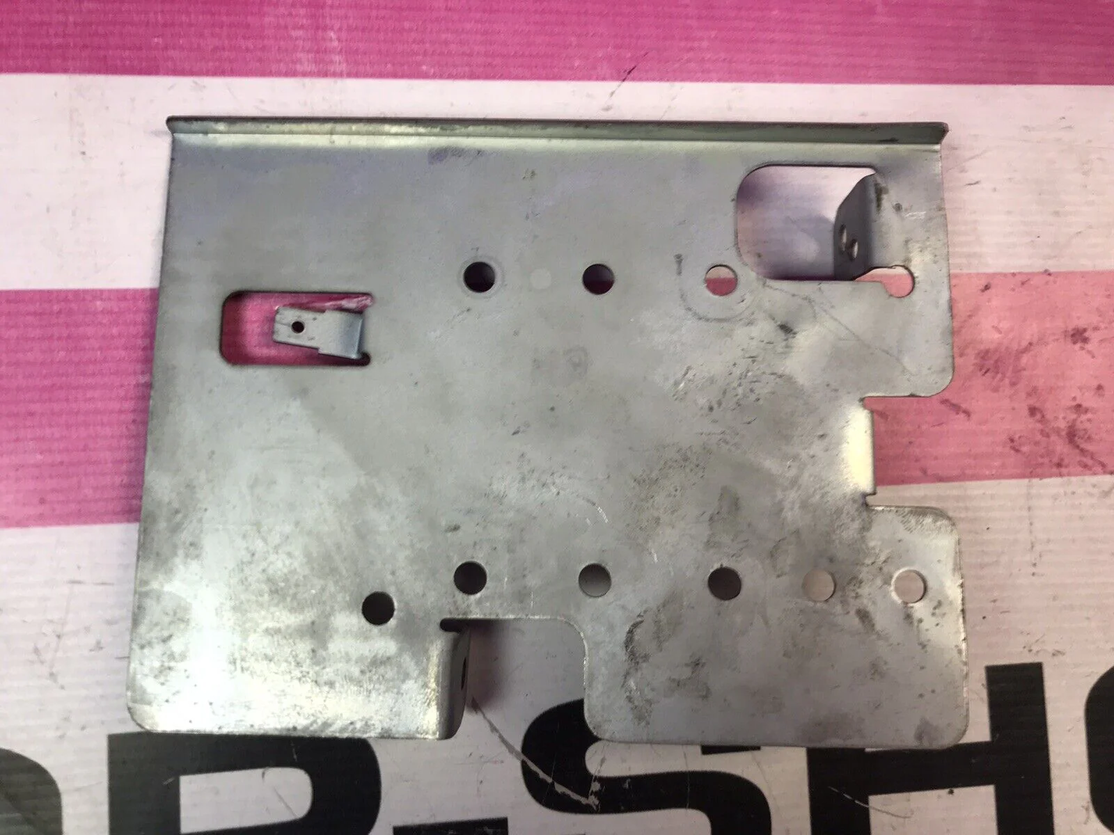 2002-2004 Subaru Impreza Radio RH OEM Support Bracket g3 - Image 2