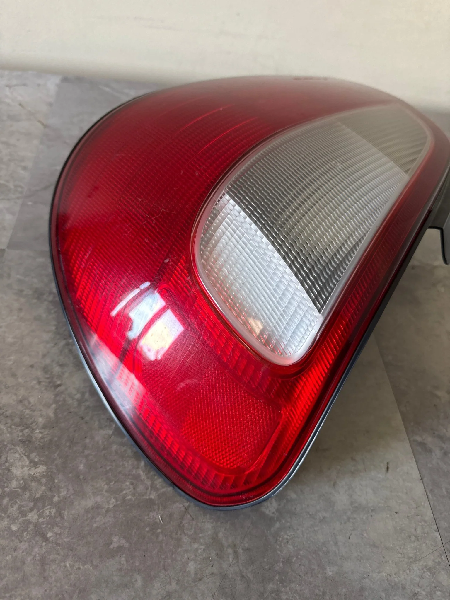 2002-2003 Subaru Impreza WRX RH OEM Side Tail Light Assembly Sedan A4 - Image 2