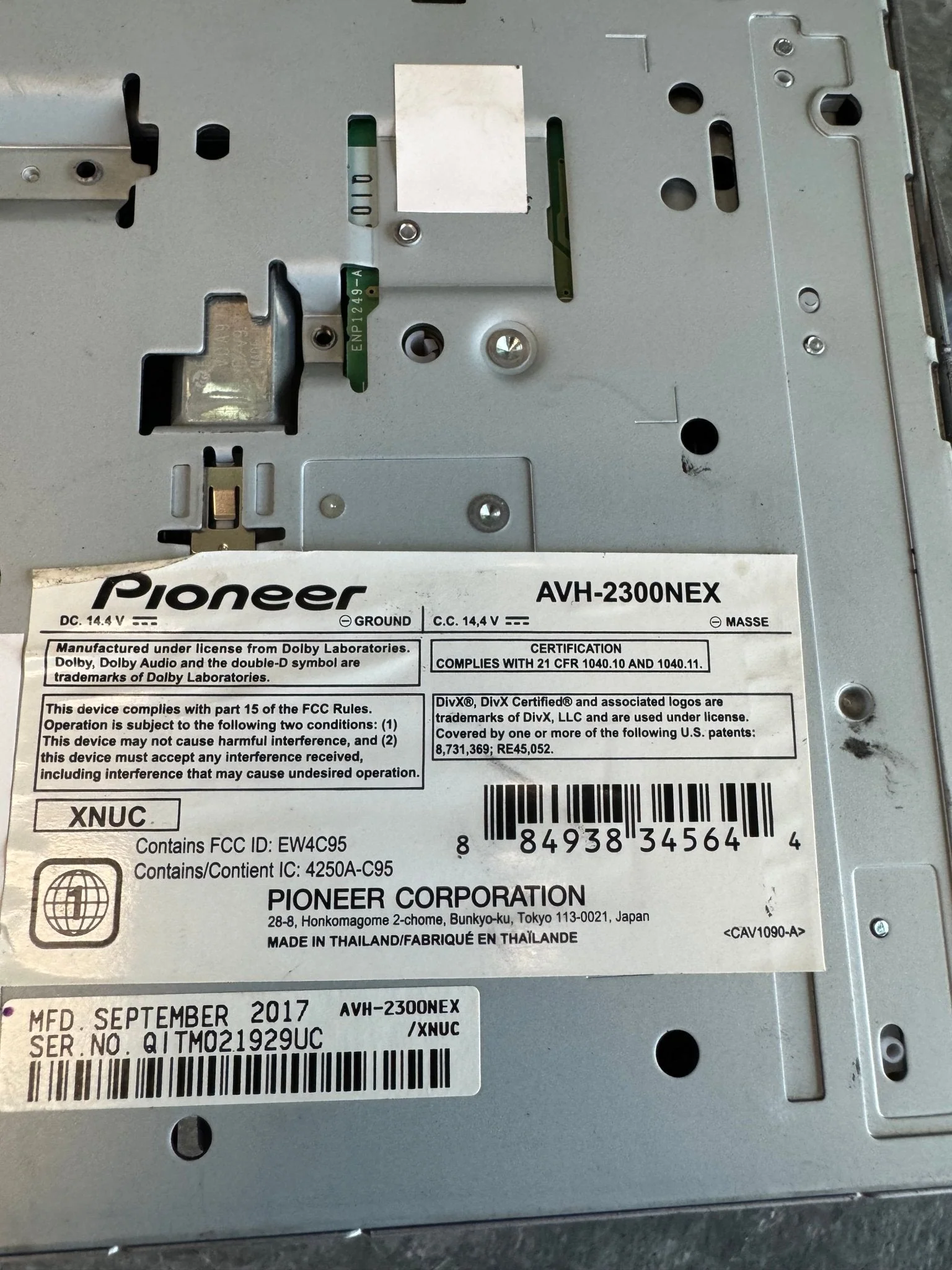 Pioneer AVH-2300NEX Double Din Headunit Radio Assembly Subaru Bracket B5 - Image 5