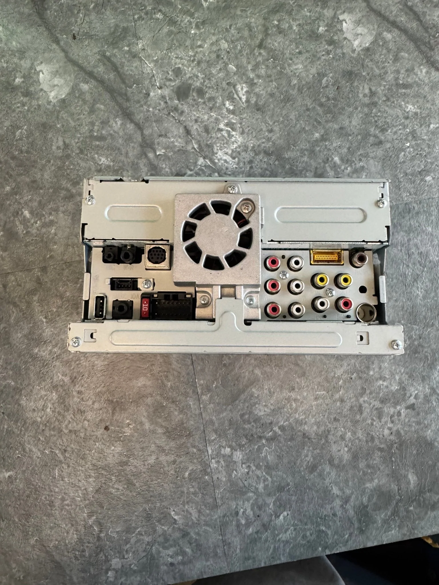Pioneer AVH-2300NEX Double Din Headunit Radio Assembly Subaru Bracket B5 - Image 6